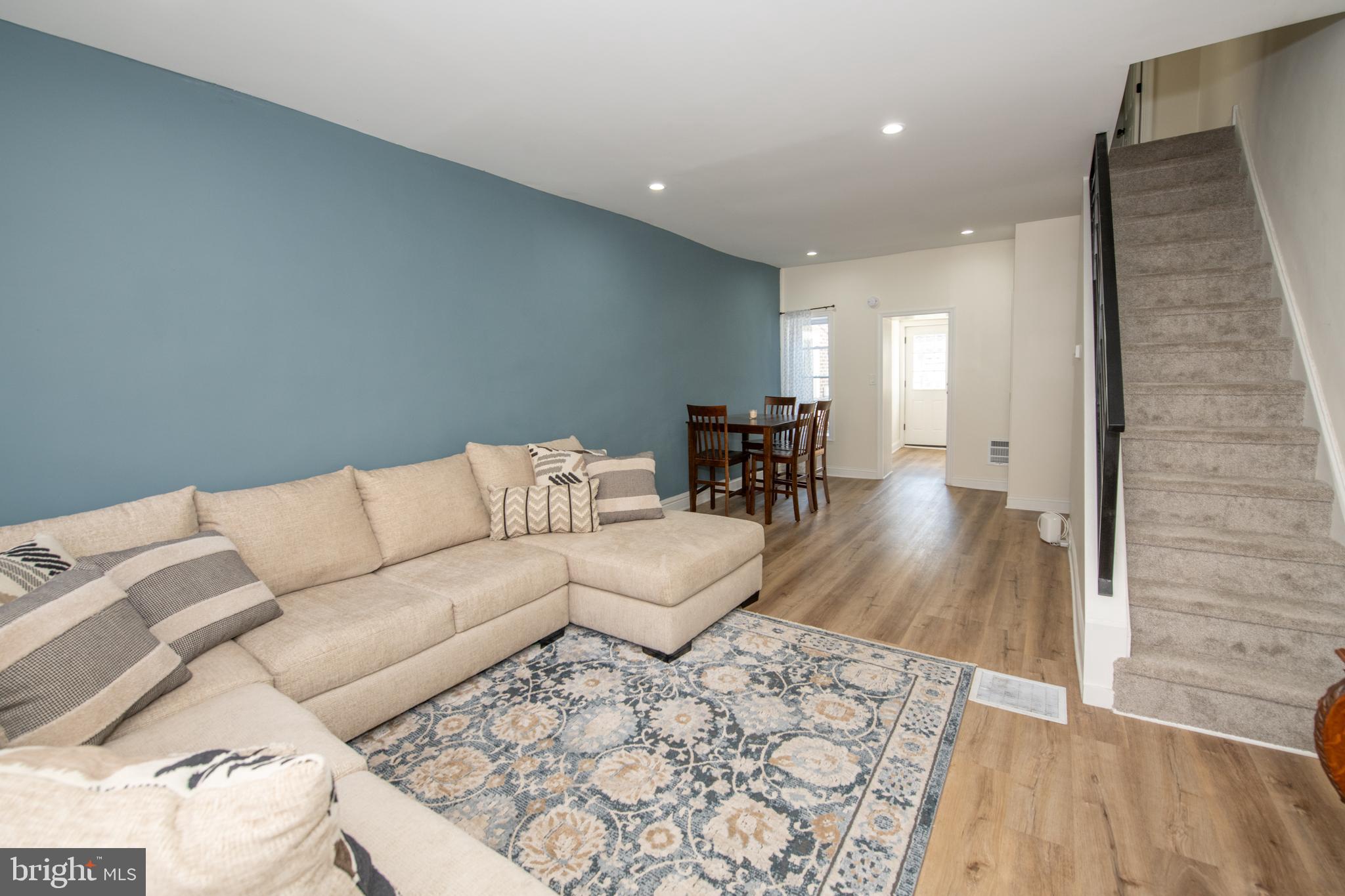 PORT RICHMOND - Residential