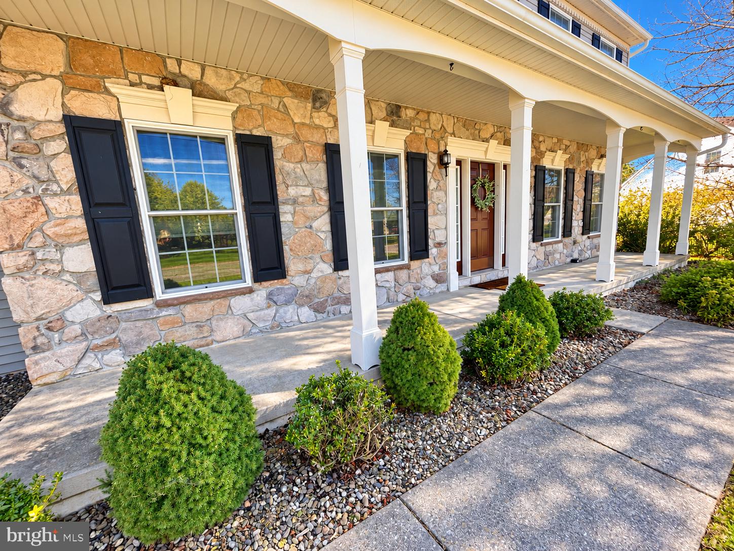 502 STONEBRIDGE DRIVE