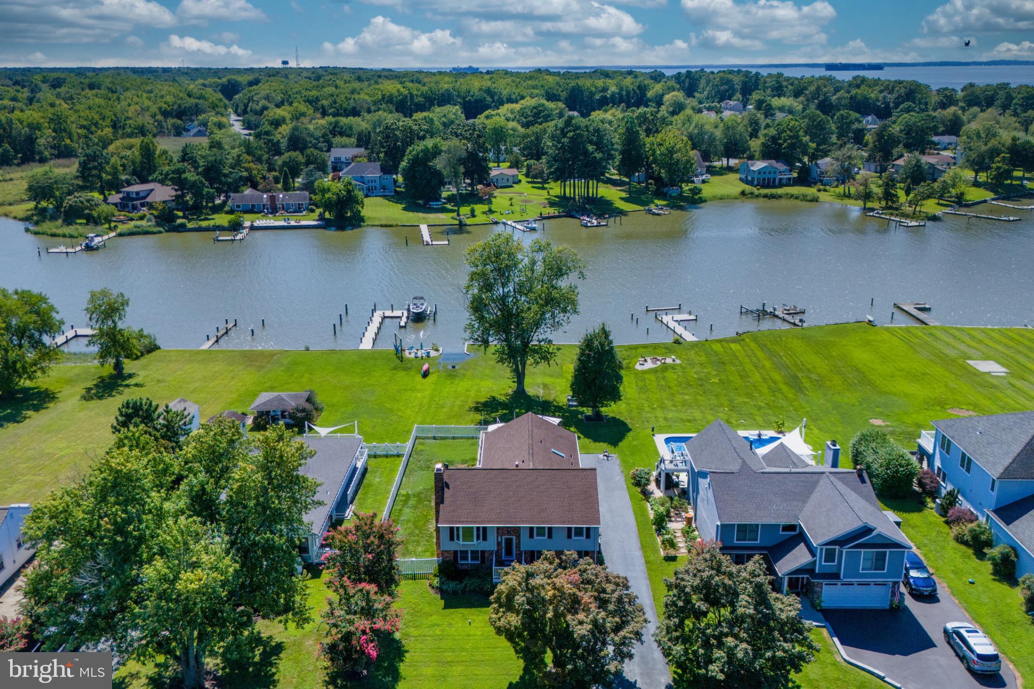 BAY CITY - Residential