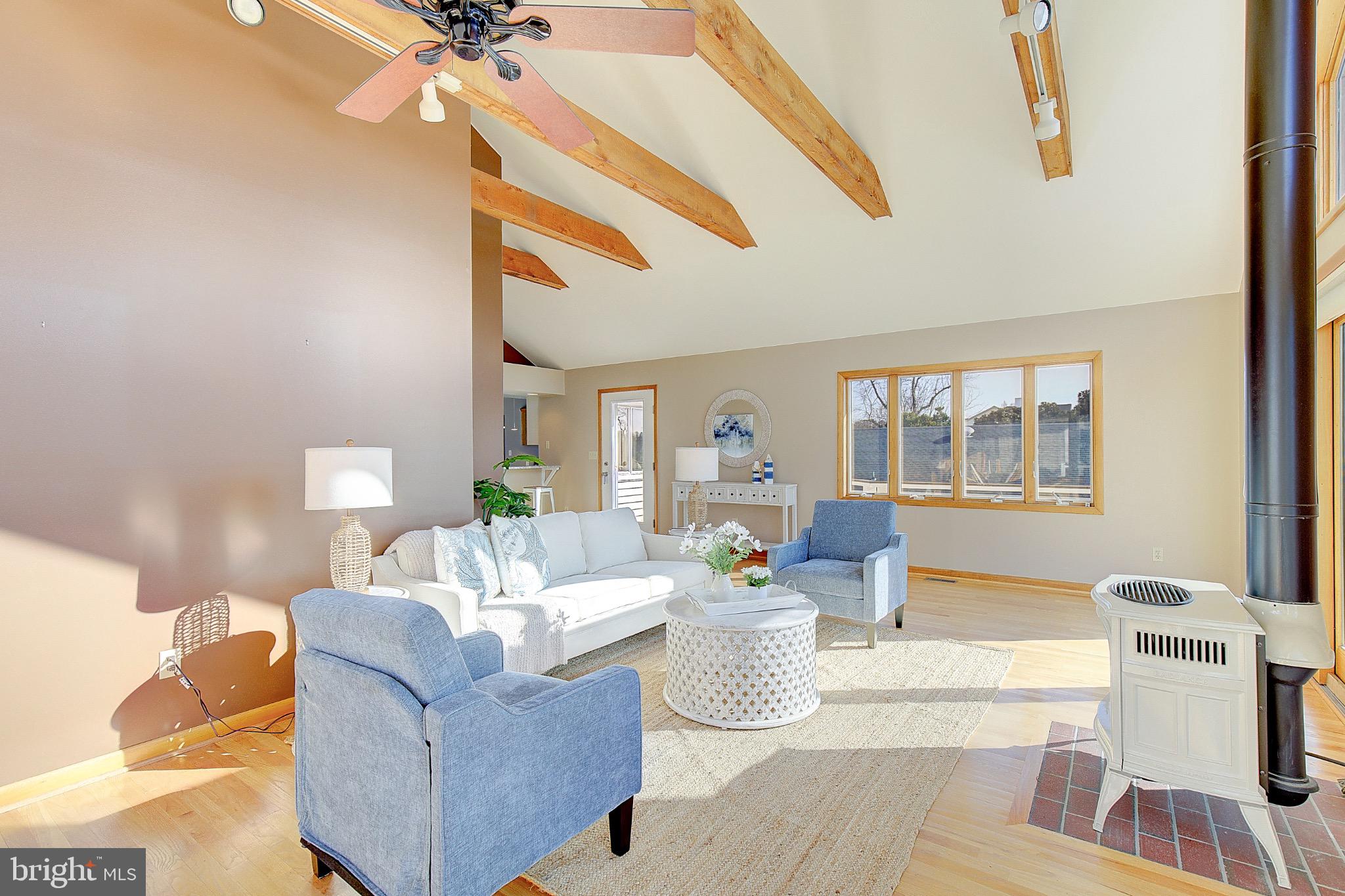 BAY CITY - Residential