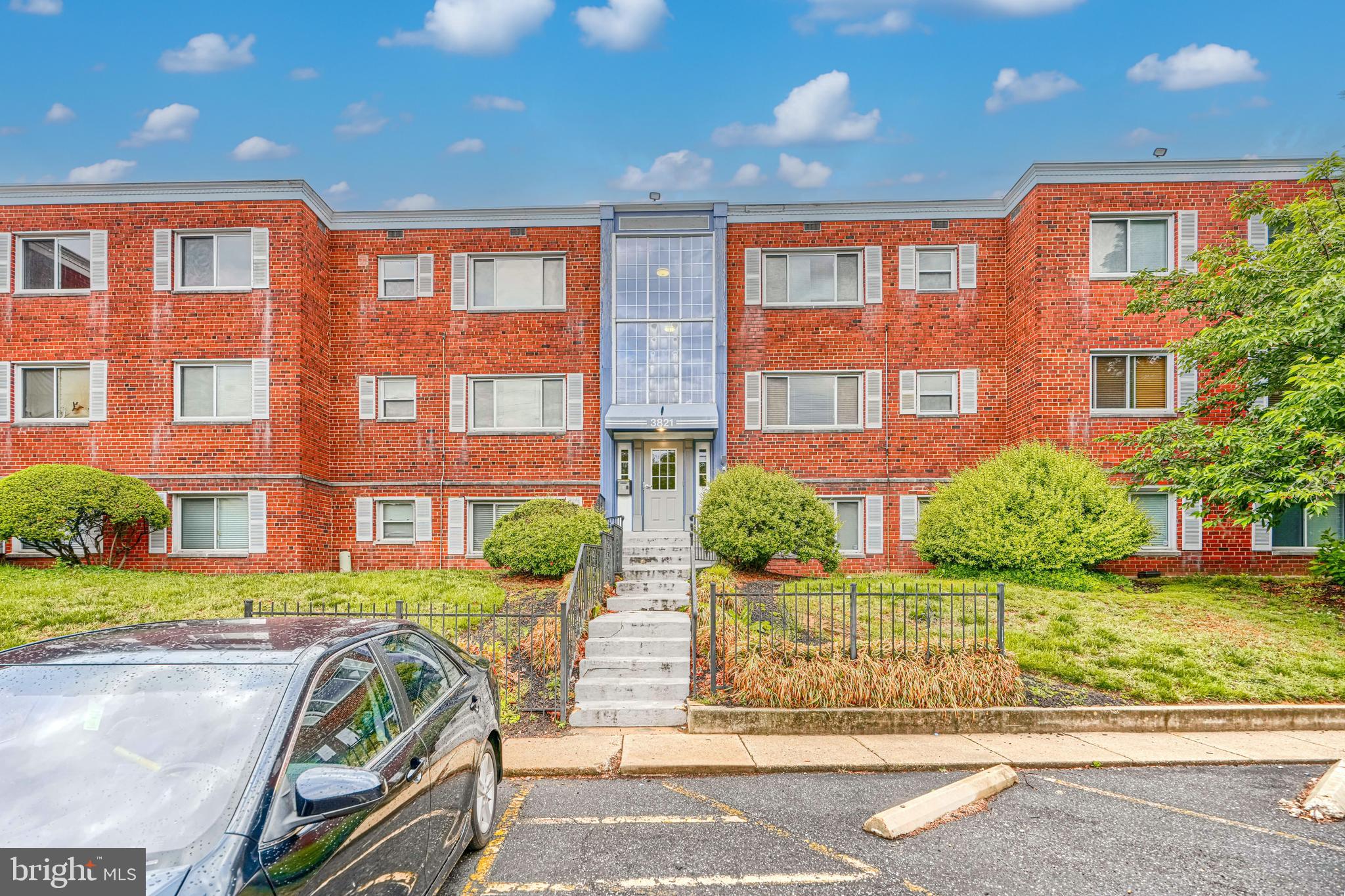 PARK PLACE CONDOMINIUMS - Residential