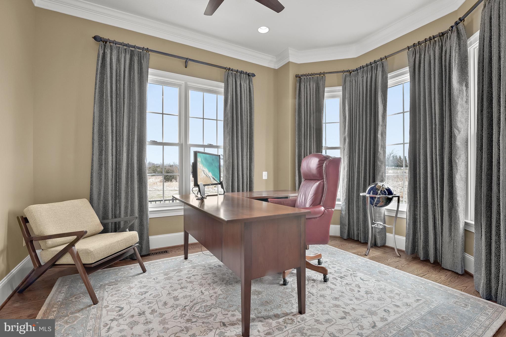 RED CEDAR - Residential