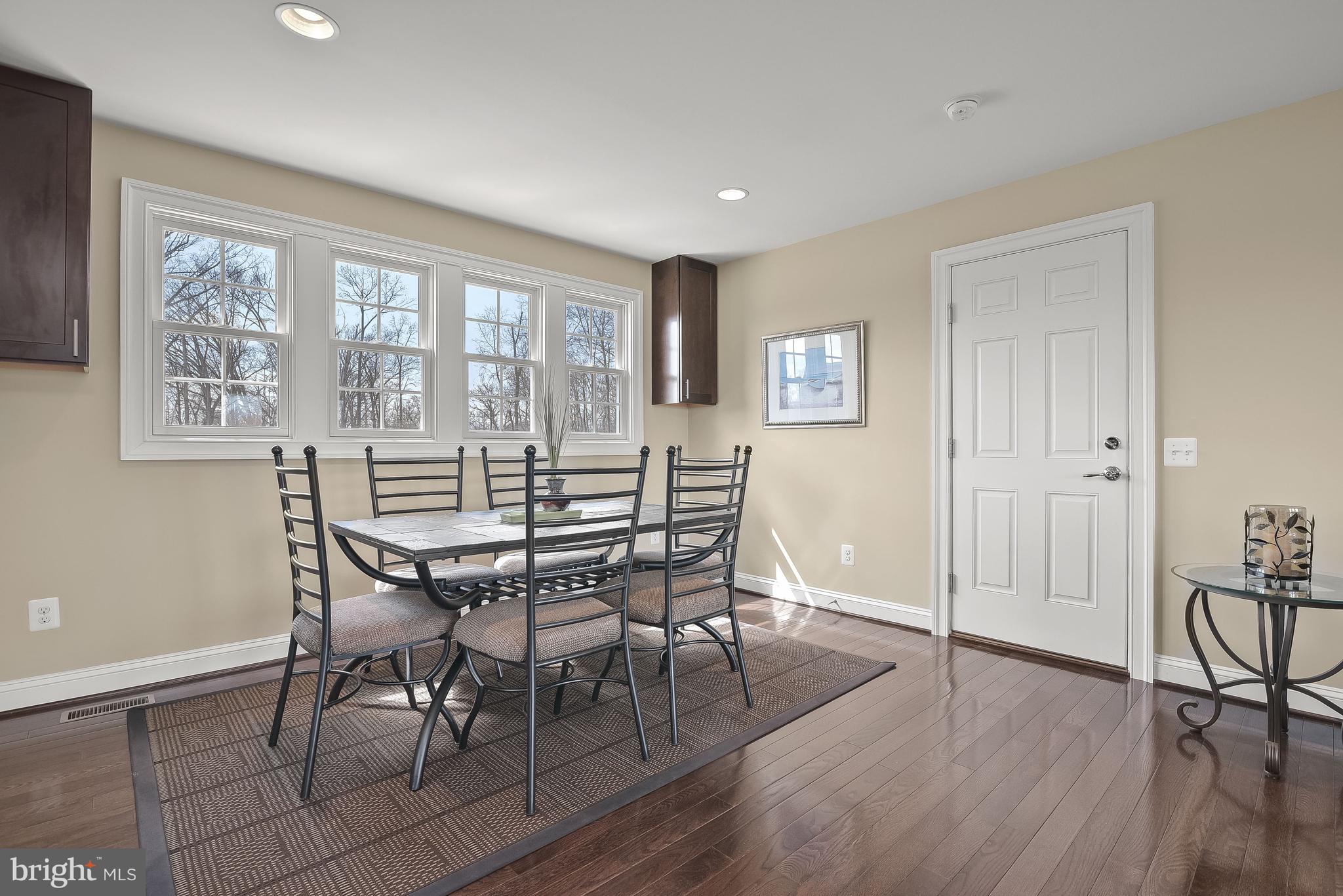 RED CEDAR - Residential