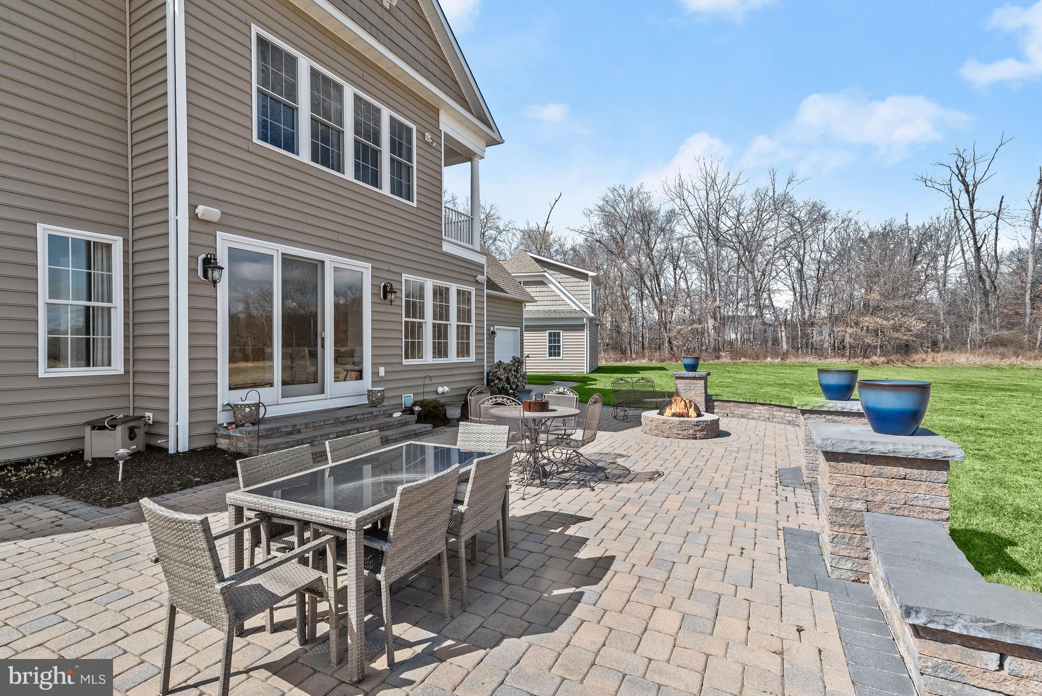 RED CEDAR - Residential