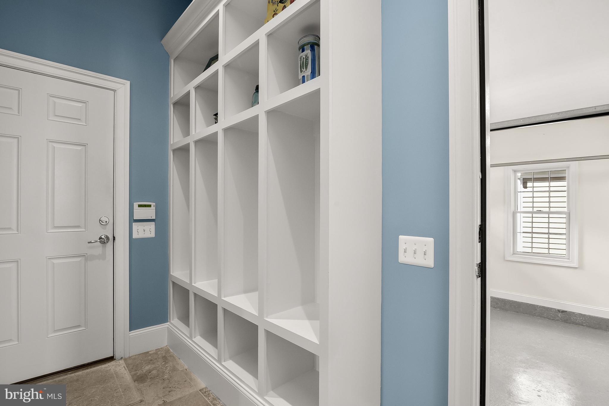 RED CEDAR - Residential