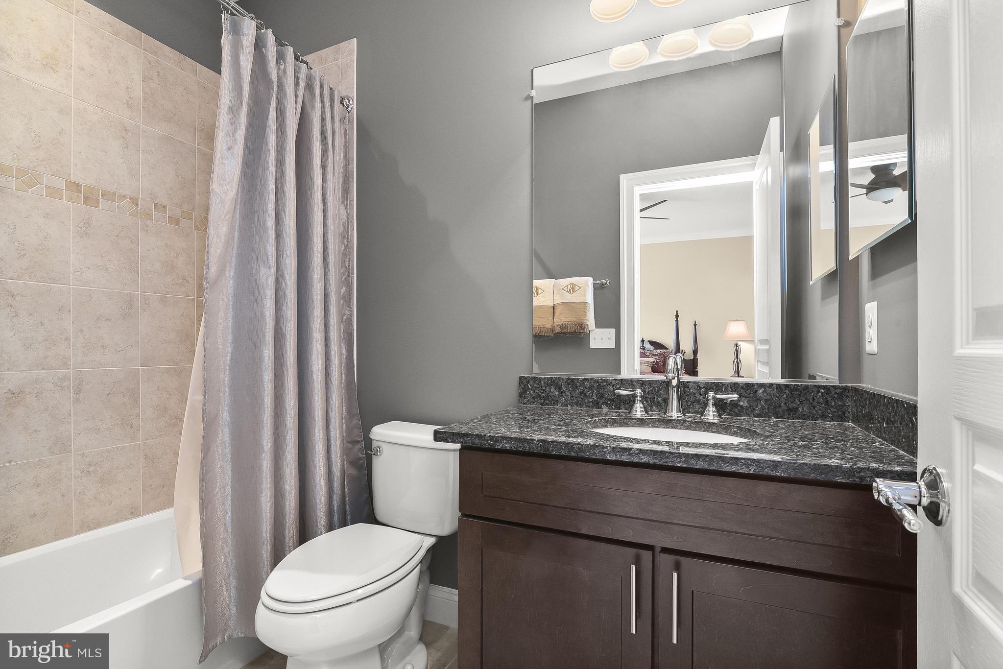 RED CEDAR - Residential