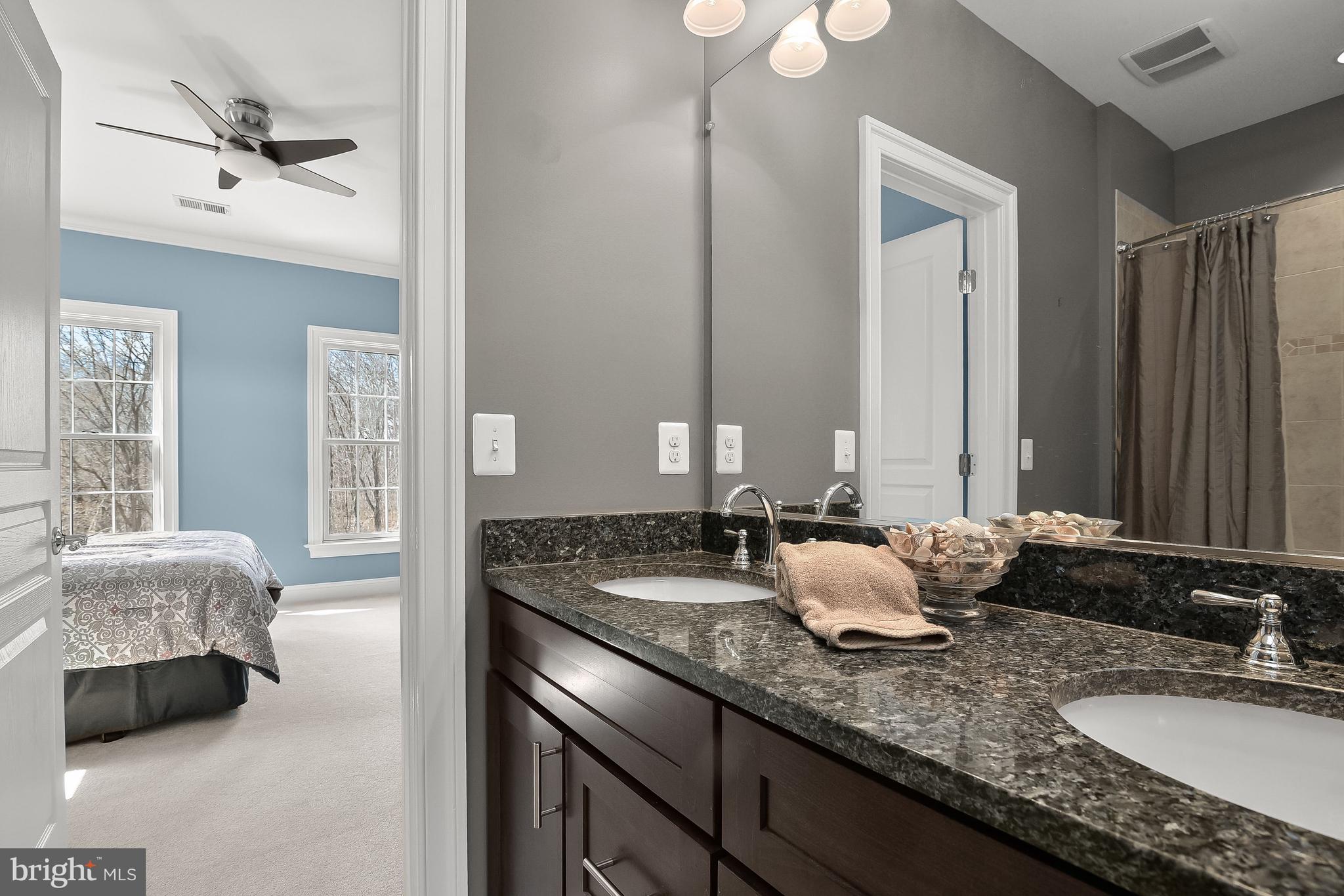 RED CEDAR - Residential