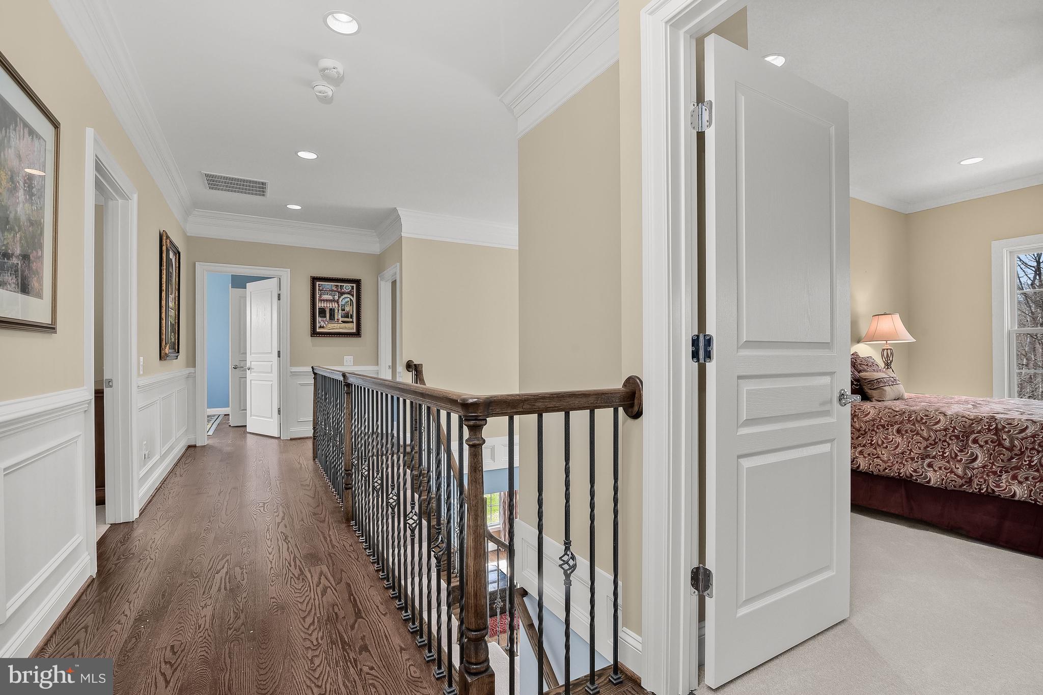 RED CEDAR - Residential