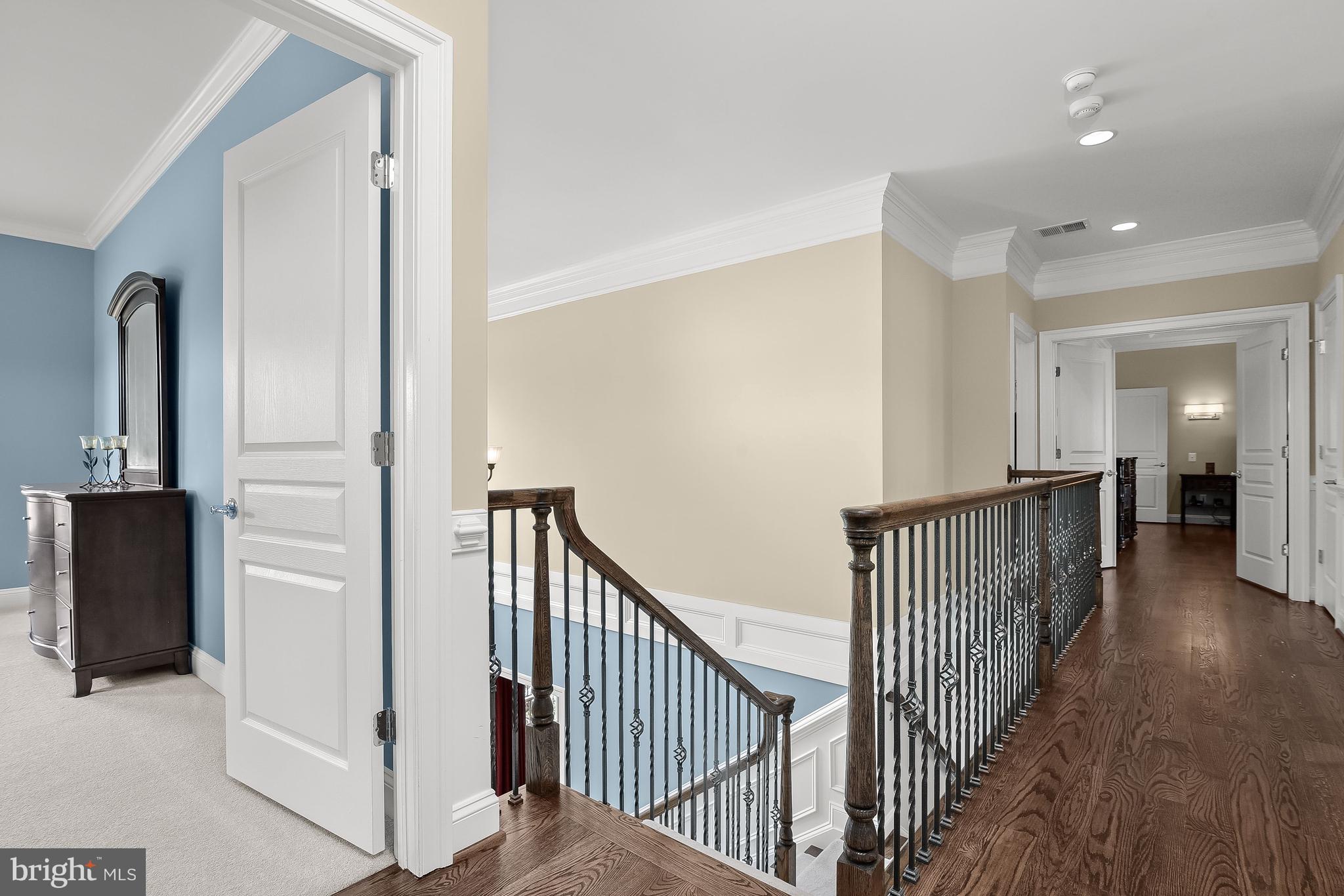 RED CEDAR - Residential