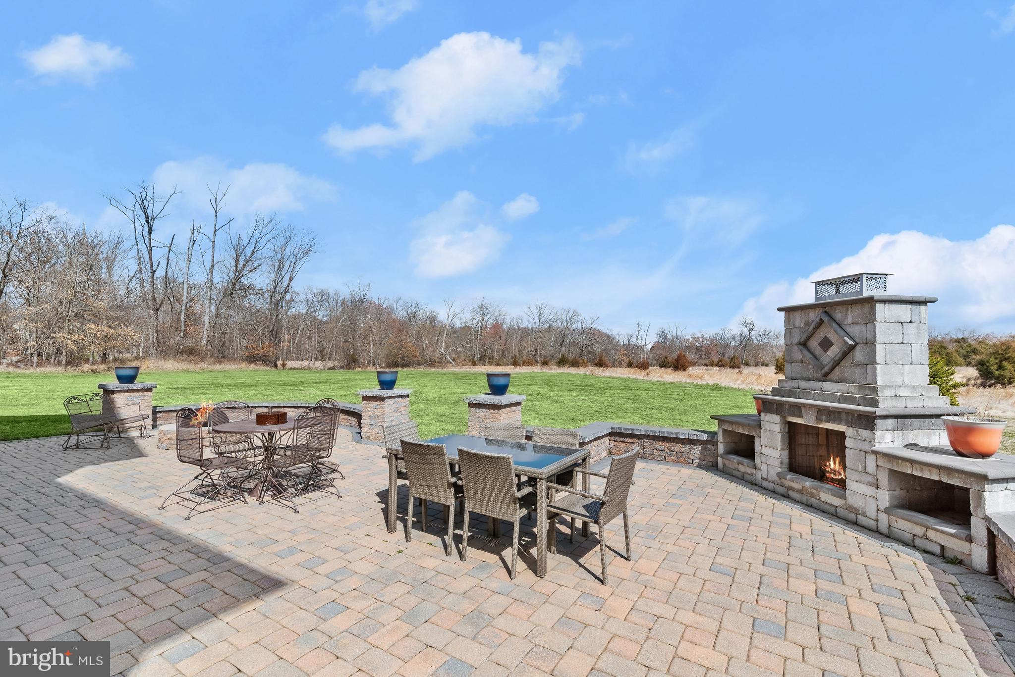 RED CEDAR - Residential