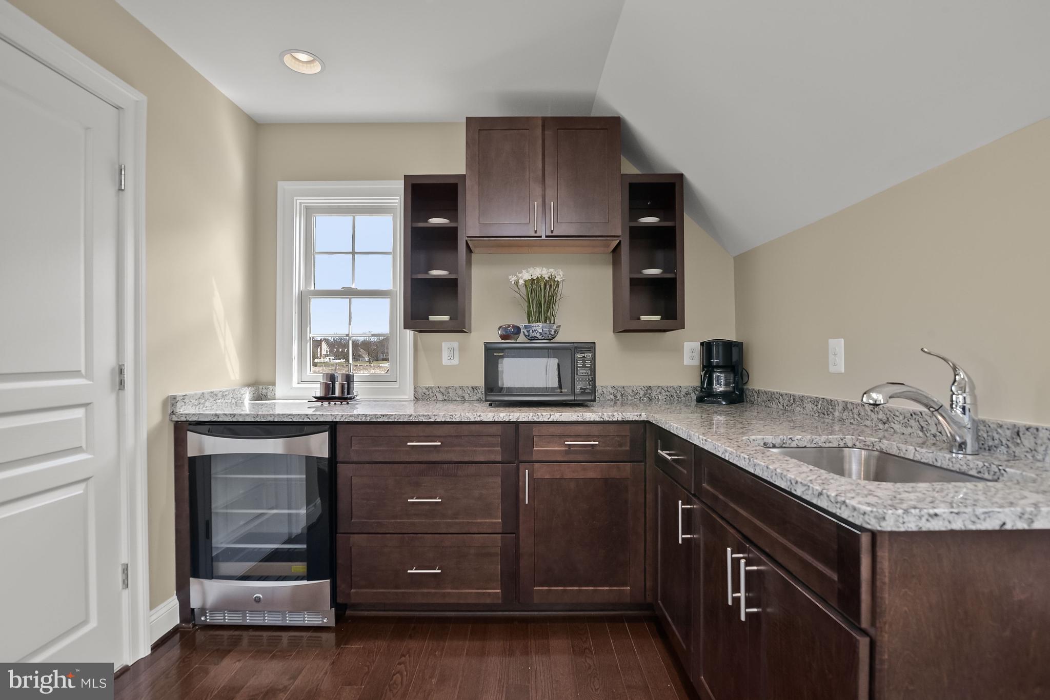 RED CEDAR - Residential