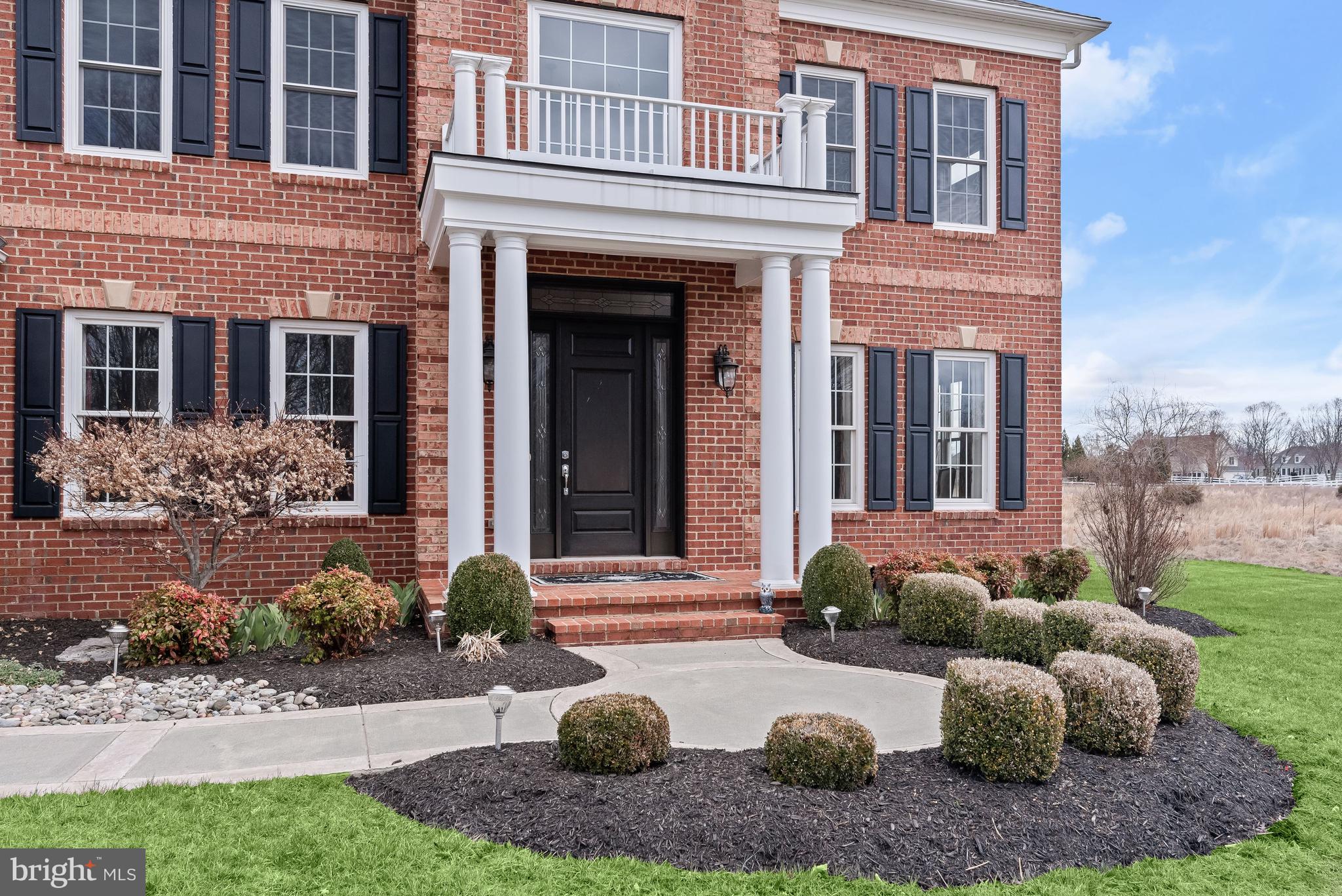 RED CEDAR - Residential