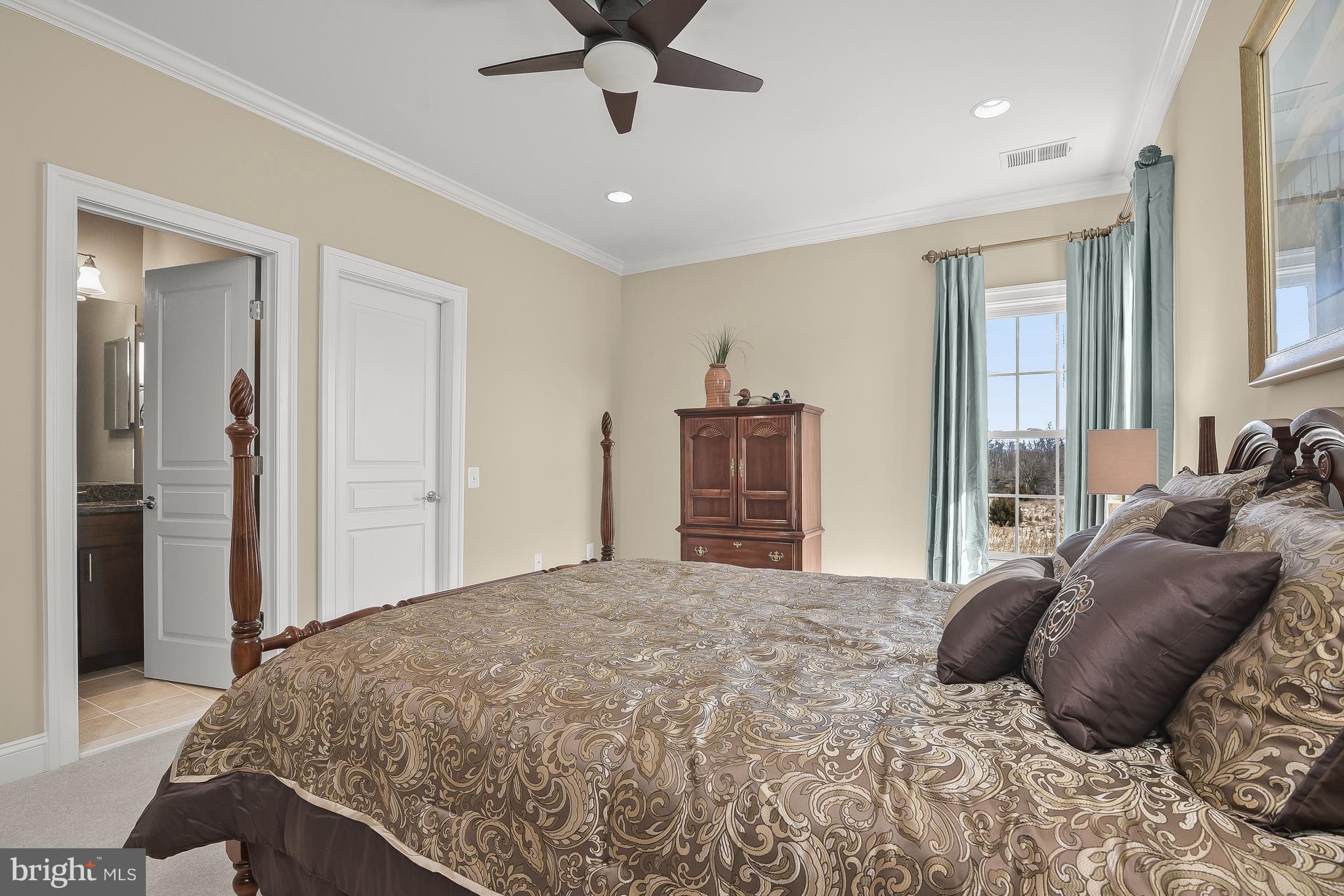 RED CEDAR - Residential