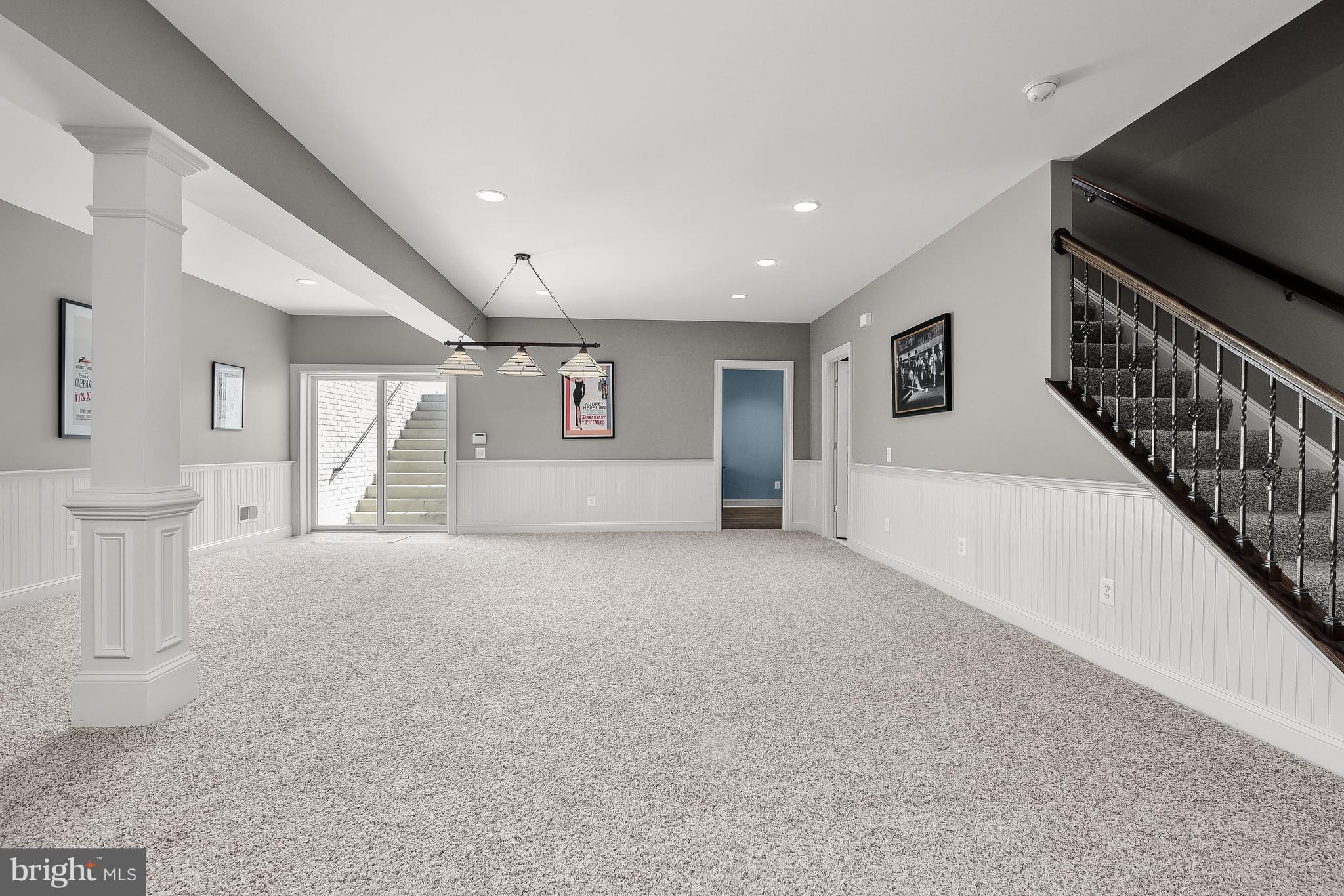 RED CEDAR - Residential