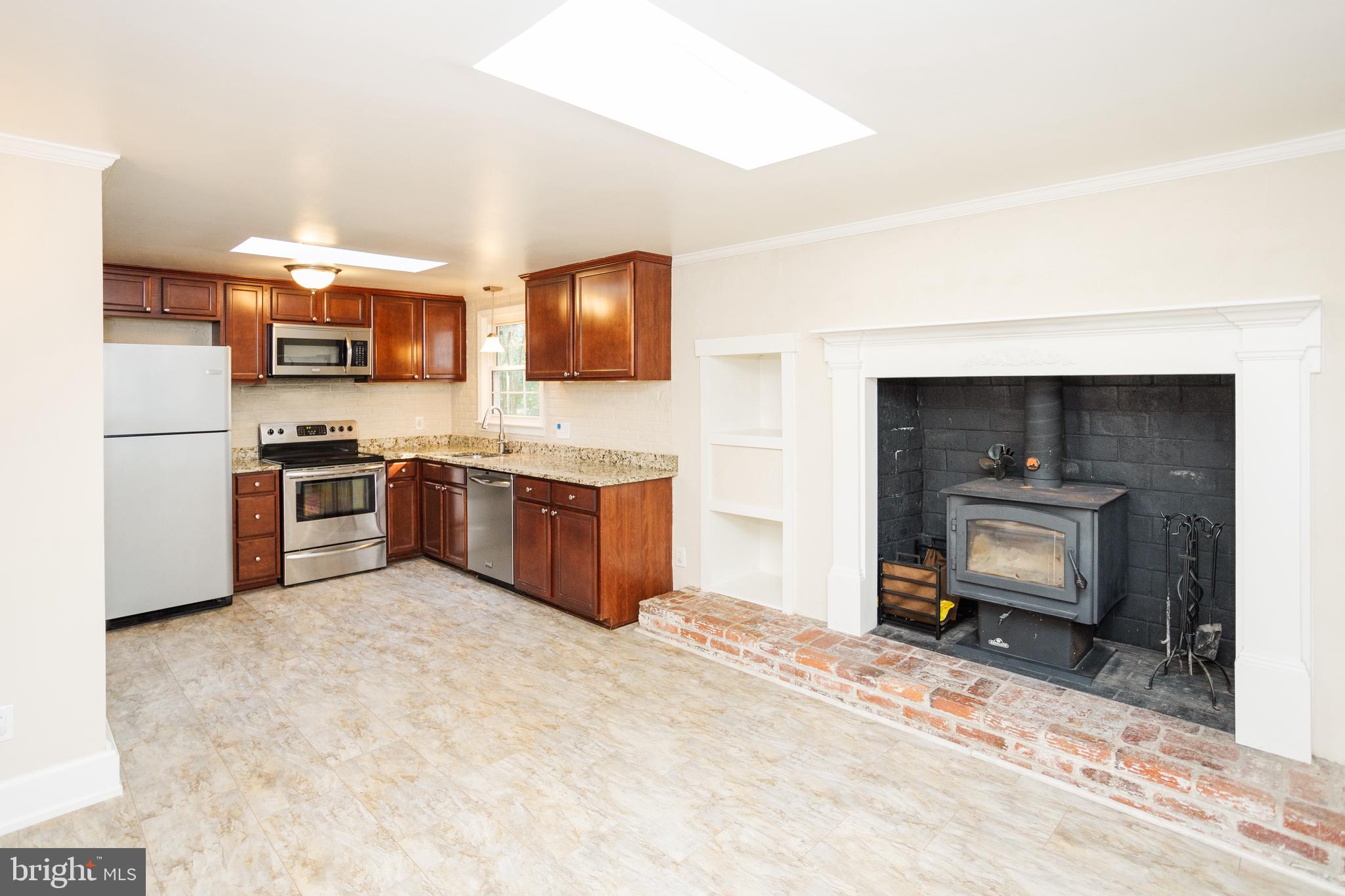 SULGRAVE MANOR - Residential Lease