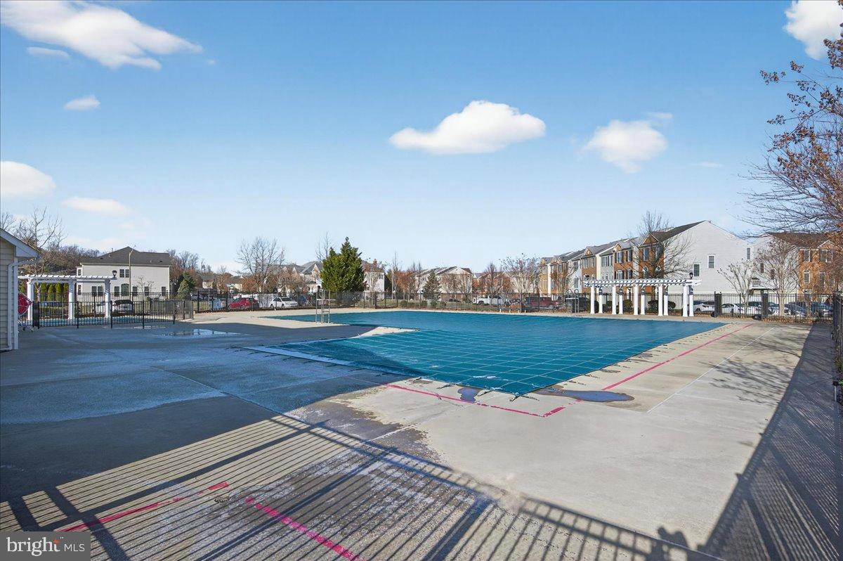 FAIRCREST NORTH - Residential