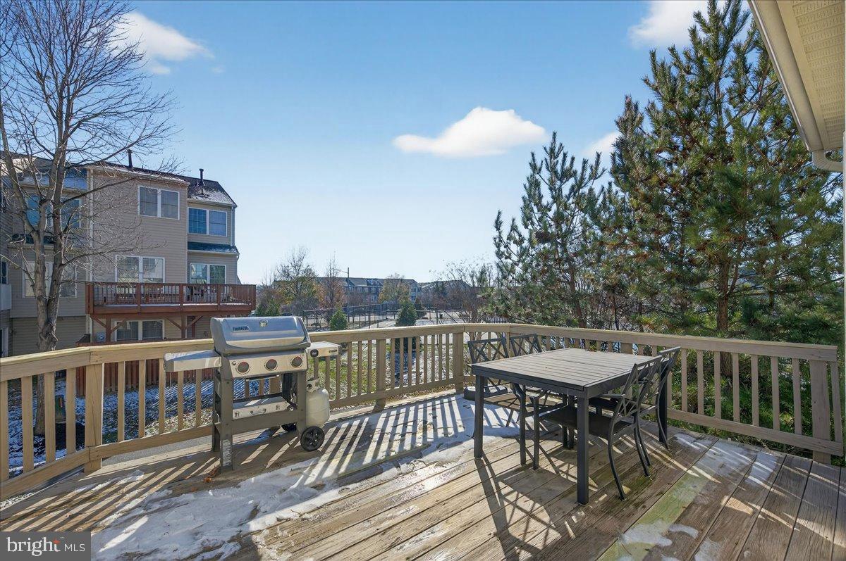 FAIRCREST NORTH - Residential