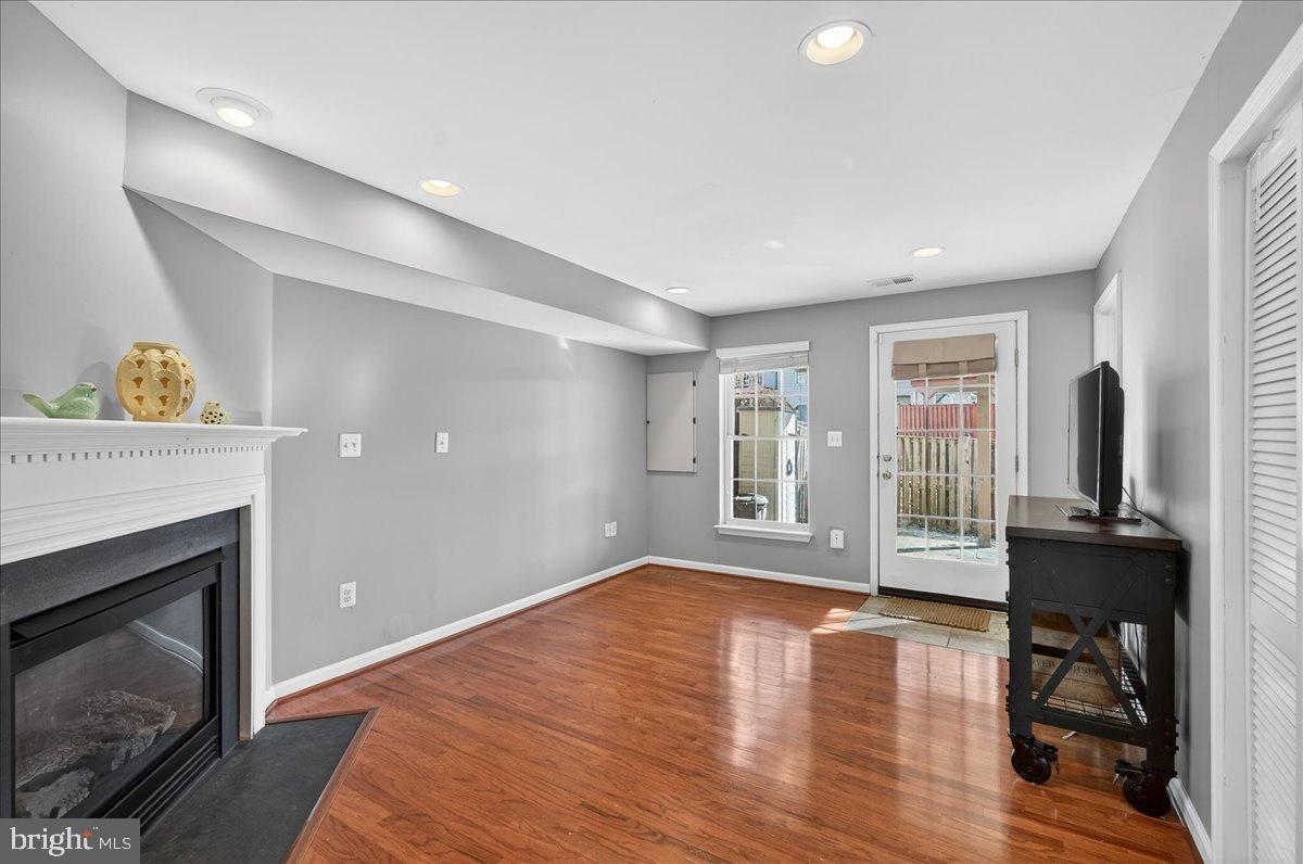 5213 PRAIRIE WILLOW LANE