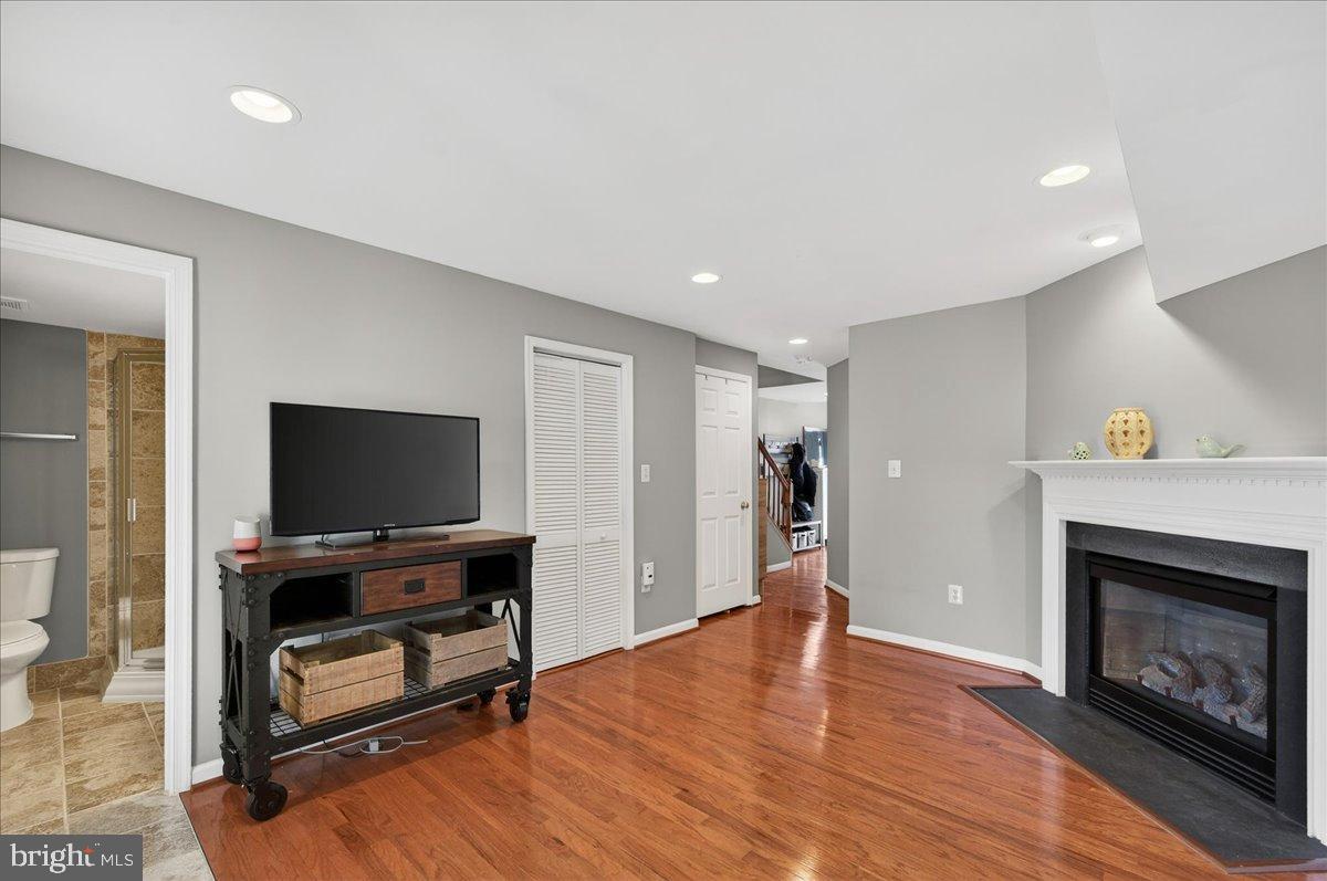 FAIRCREST NORTH - Residential