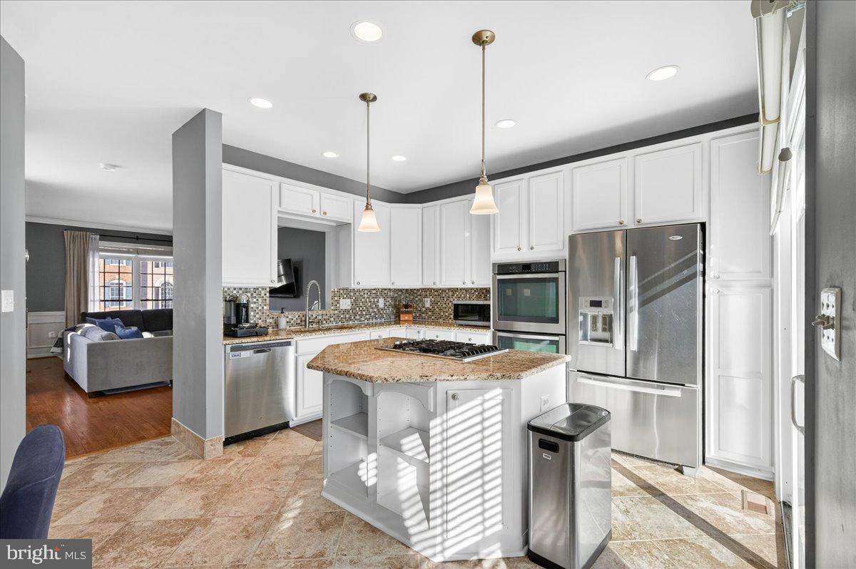 FAIRCREST NORTH - Residential