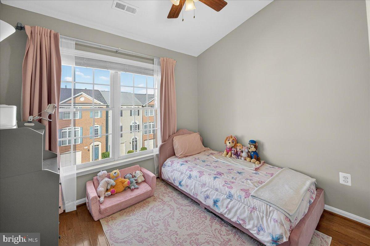 FAIRCREST NORTH - Residential