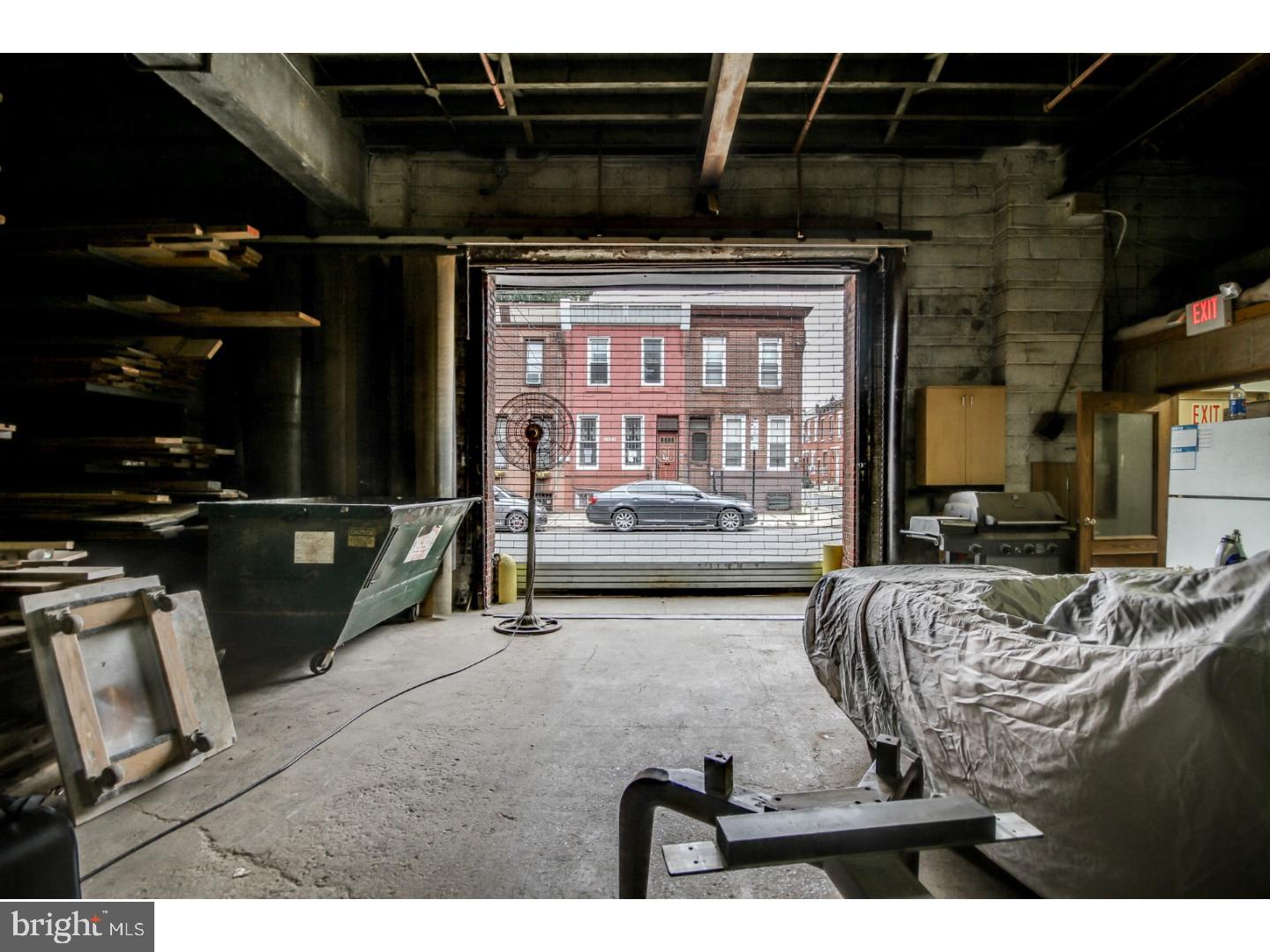 KENSINGTON - Commercial Sale