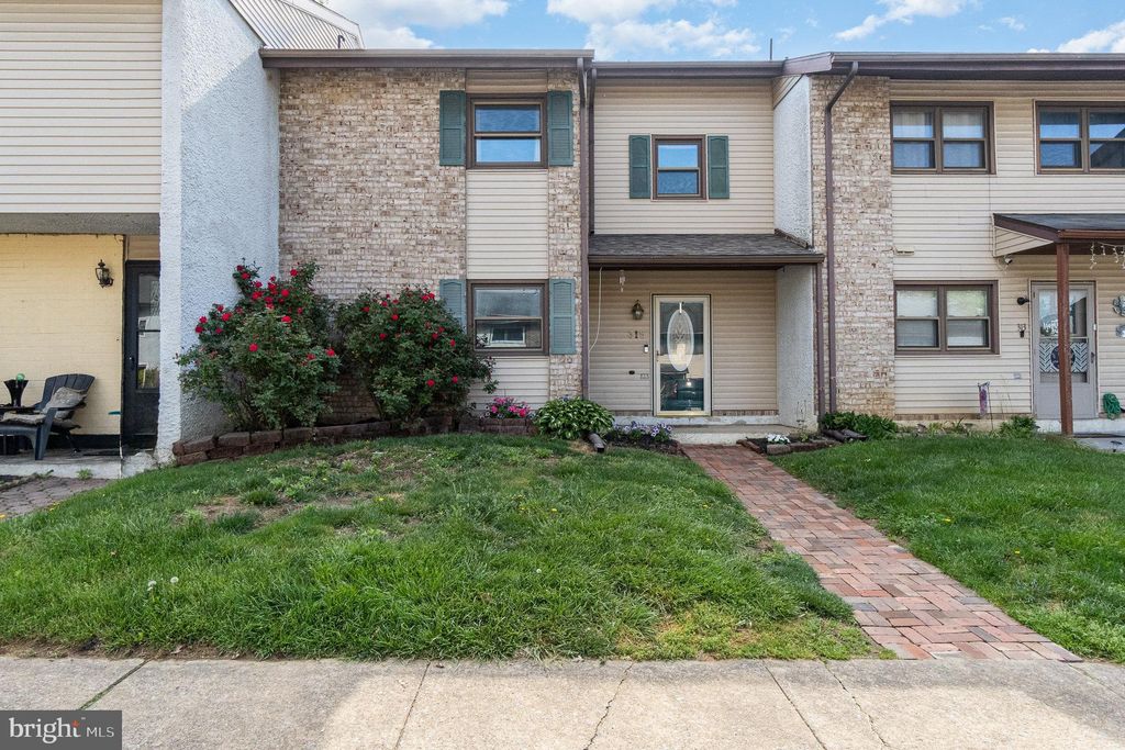 Photo of 315 Greenland Drive, Lancaster, PA 17602 (MLS # PALA2050736)