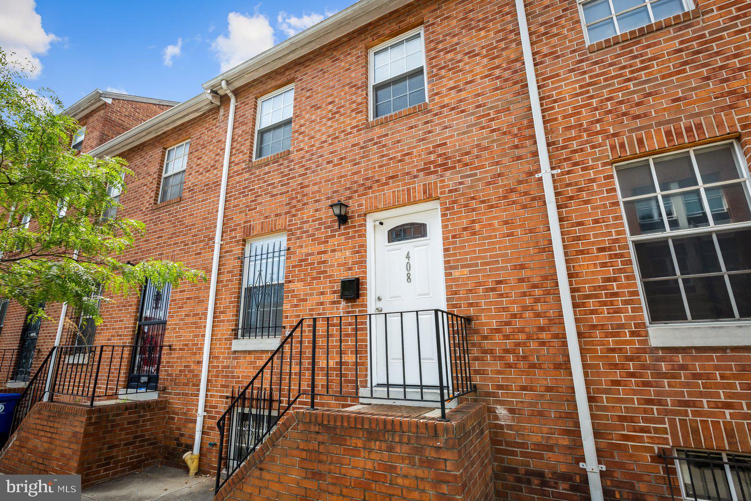 408 N WASHINGTON STREET