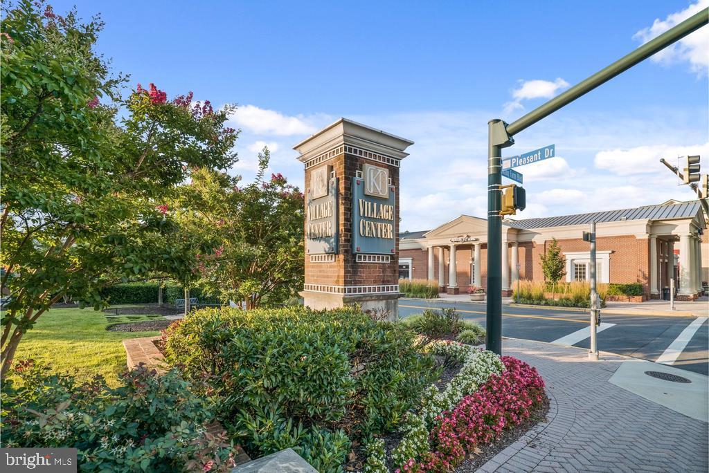 KING FARM VILLAGE CENTER - Residential Lease