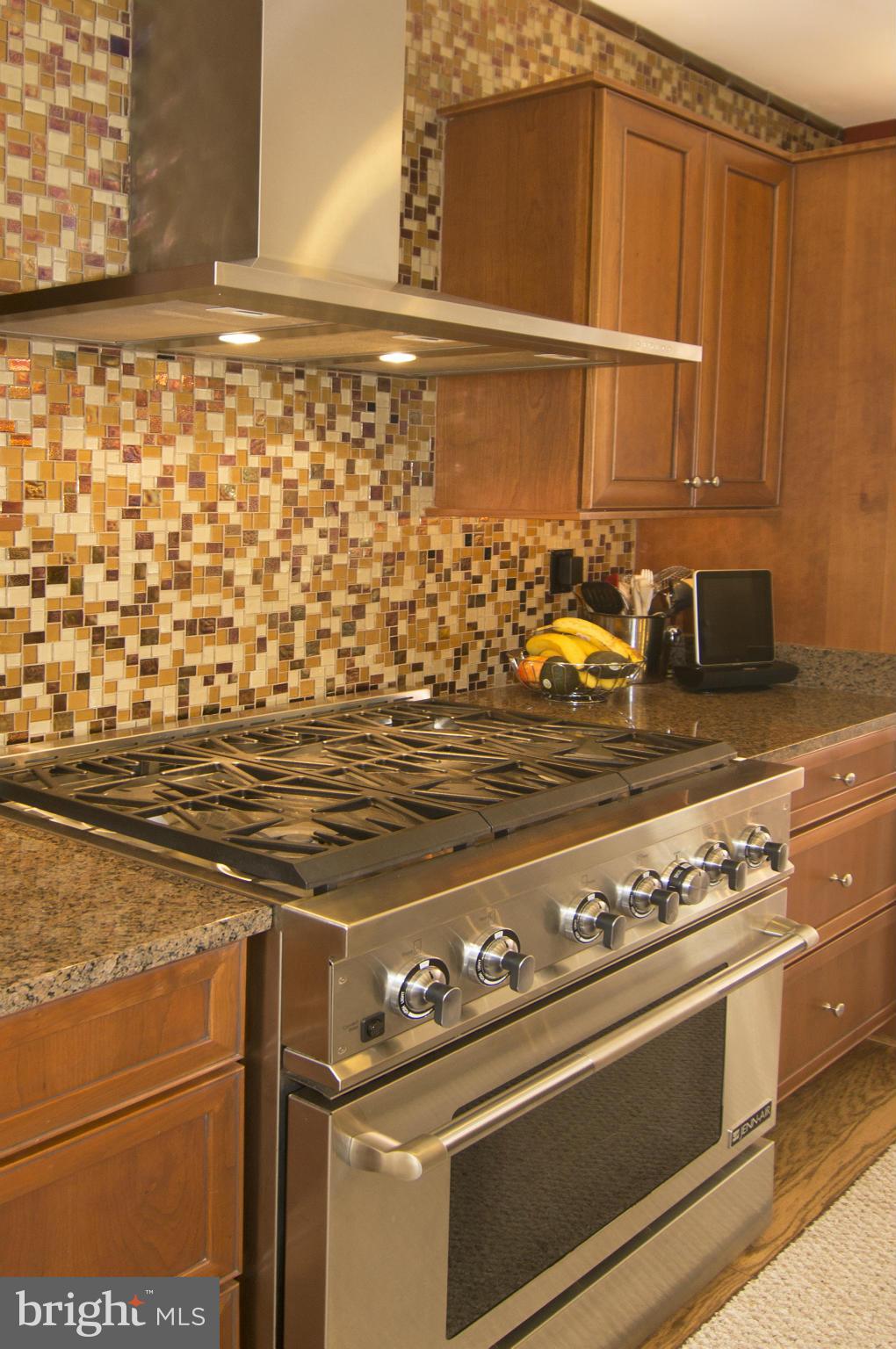 BUTCHER'S HILL - Residential