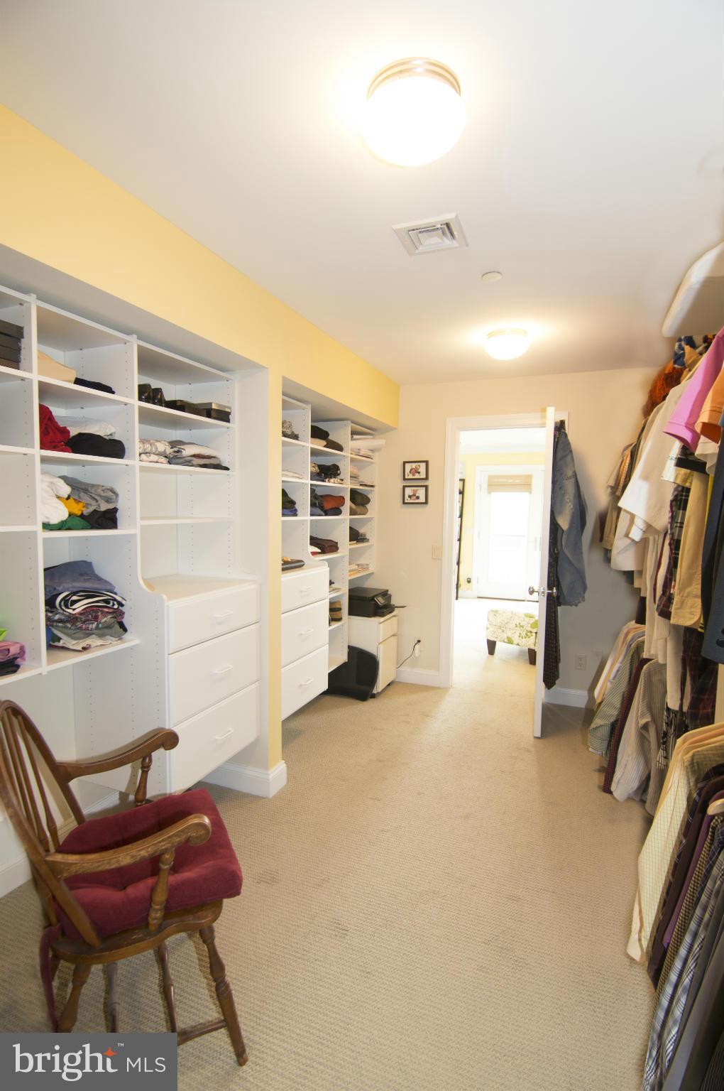 BUTCHER'S HILL - Residential