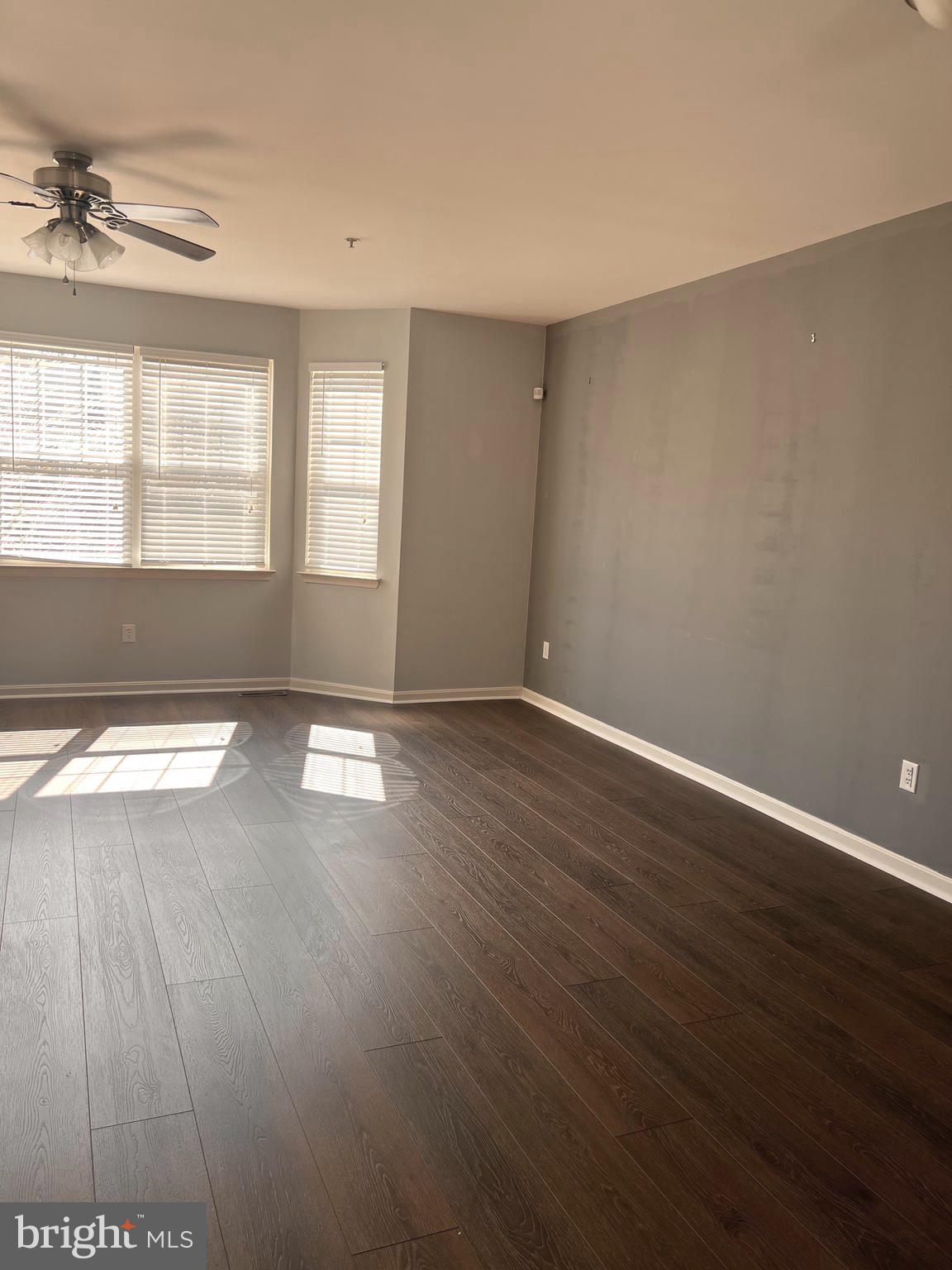 OAK TREE LANDING - Residential Lease