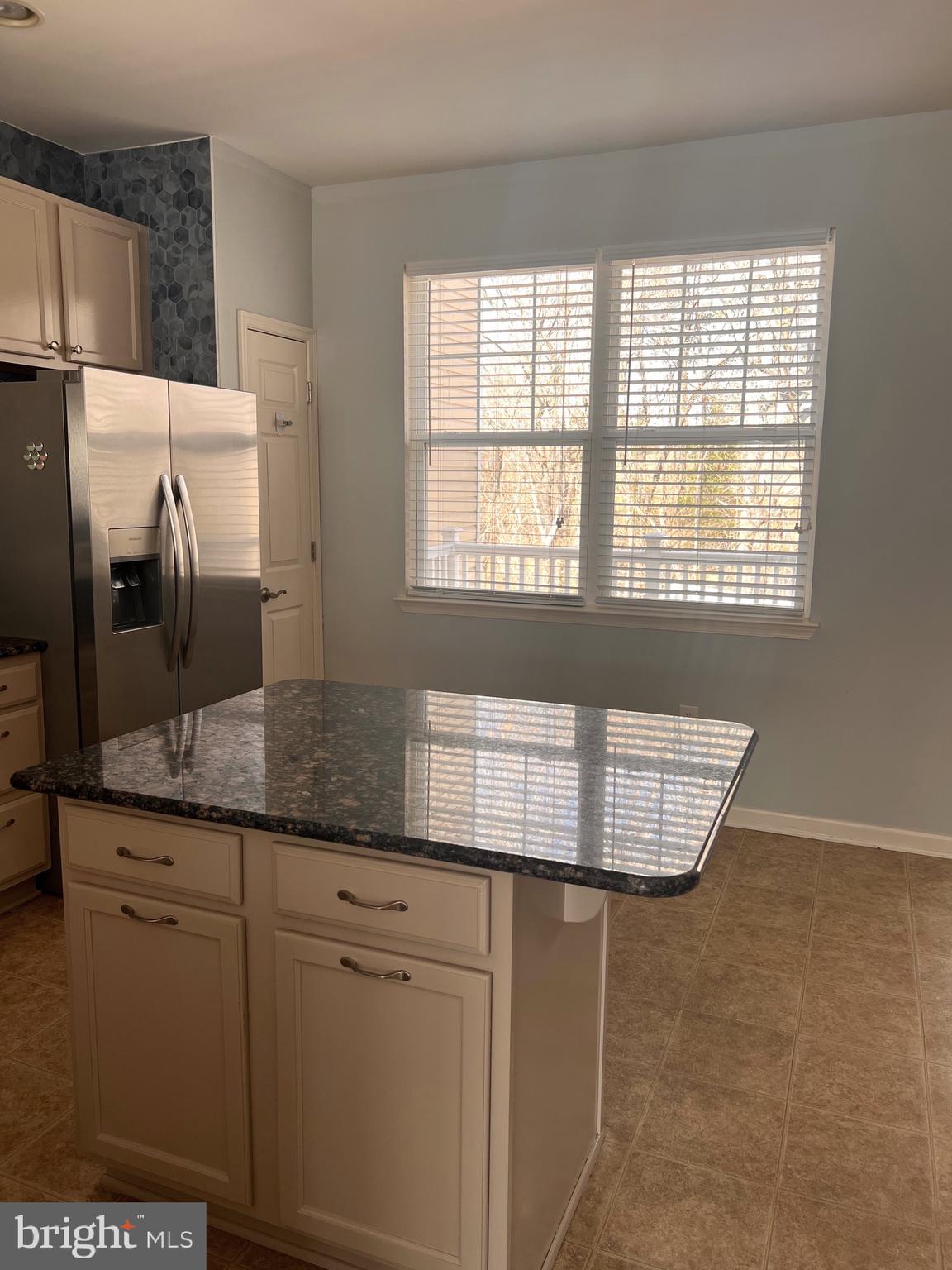 OAK TREE LANDING - Residential Lease