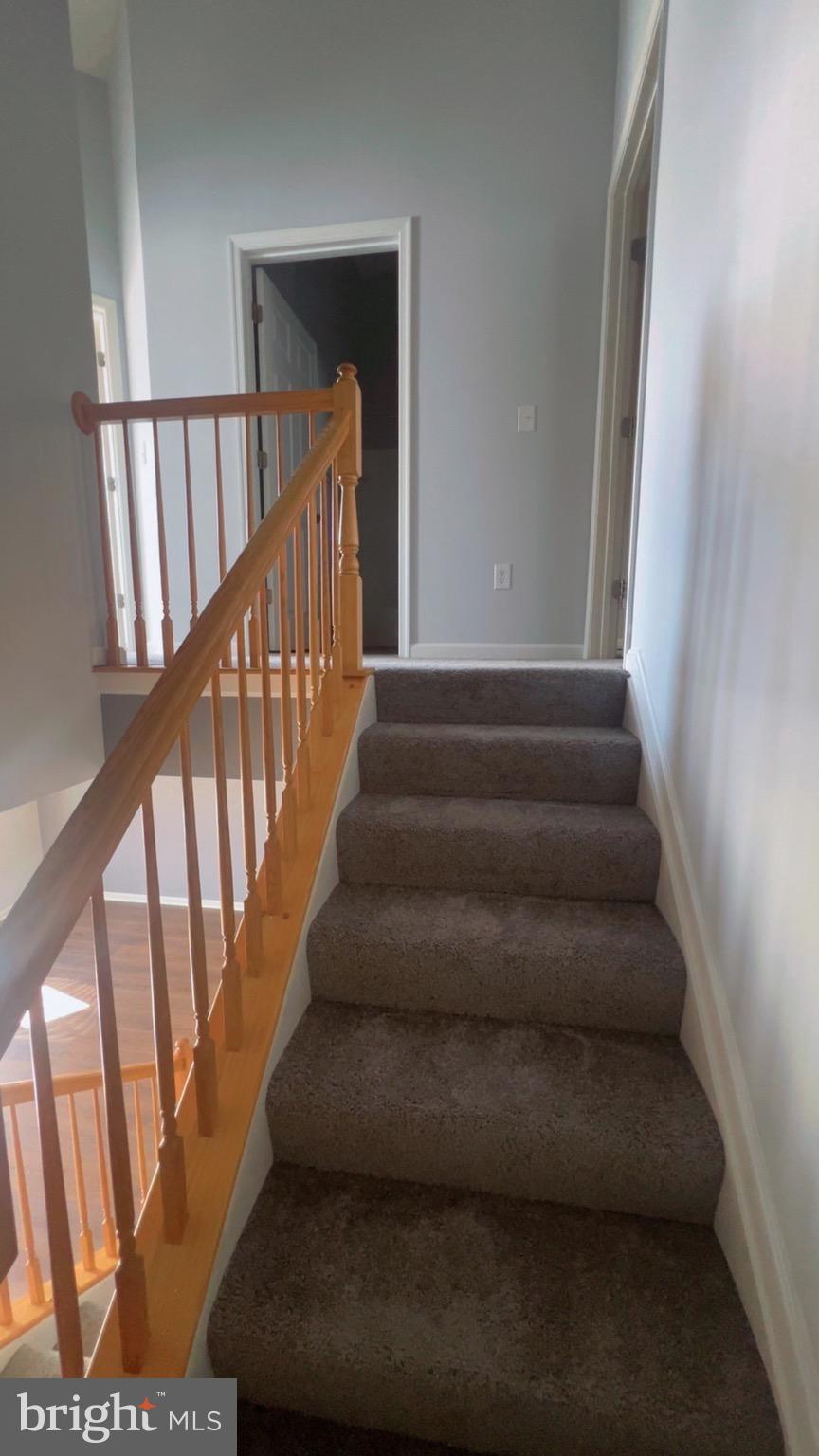 OAK TREE LANDING - Residential Lease