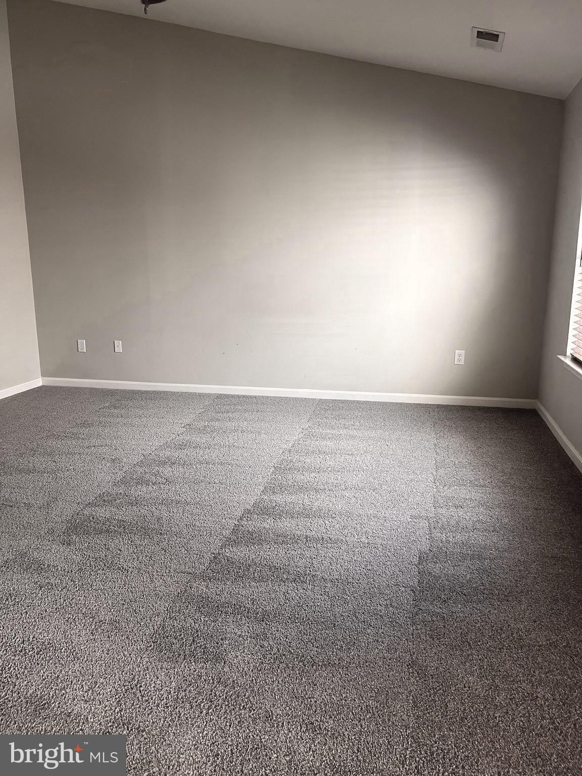 OAK TREE LANDING - Residential Lease