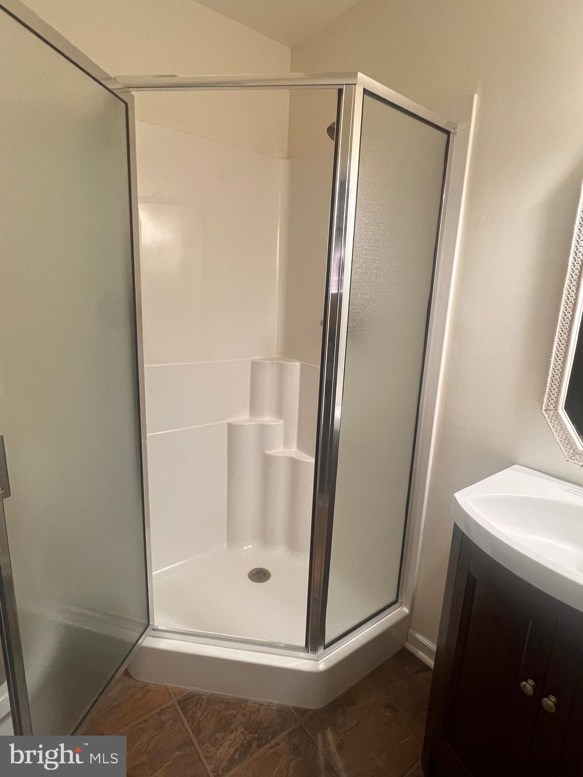 OAK TREE LANDING - Residential Lease