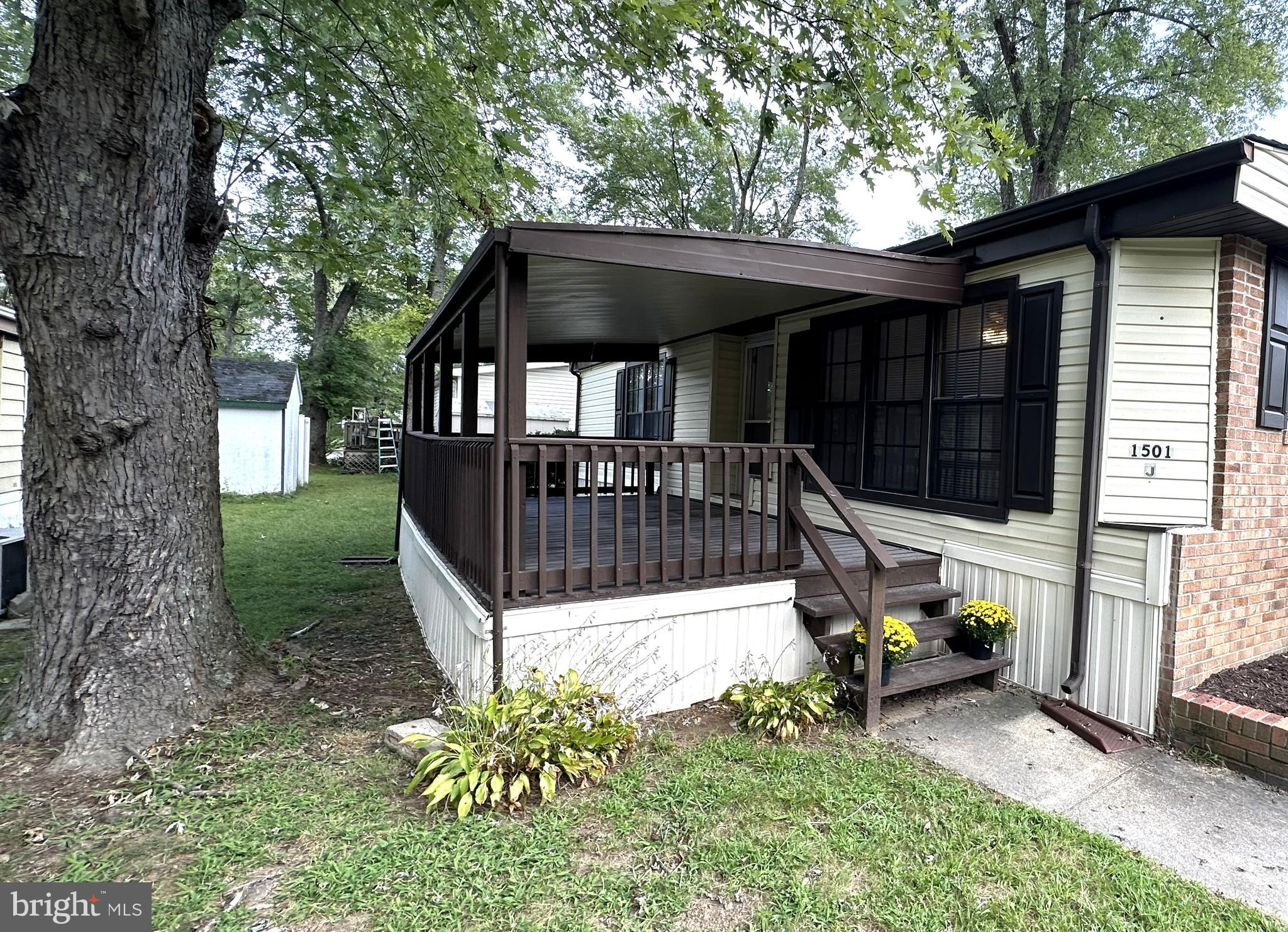 MARYLAND MANOR MOBILE HOME PARK - Residential