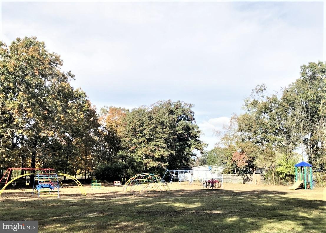 MARYLAND MANOR MOBILE HOME PARK - Residential