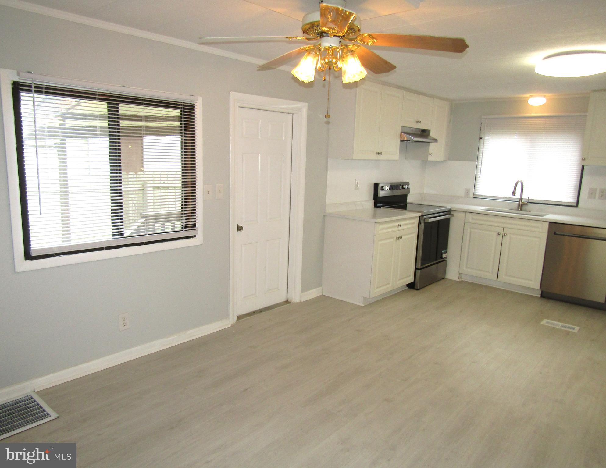 MARYLAND MANOR MOBILE HOME PARK - Residential