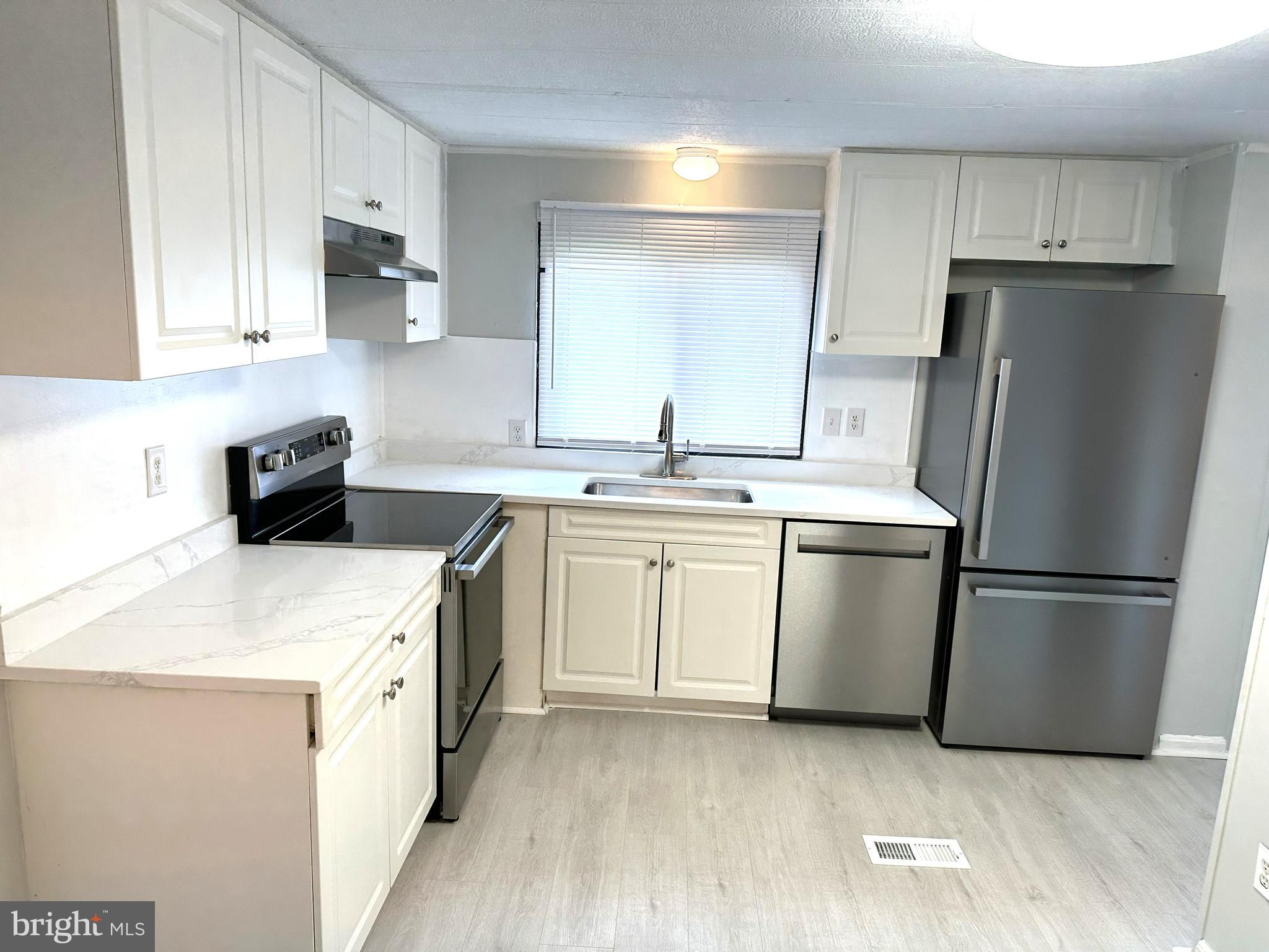 MARYLAND MANOR MOBILE HOME PARK - Residential