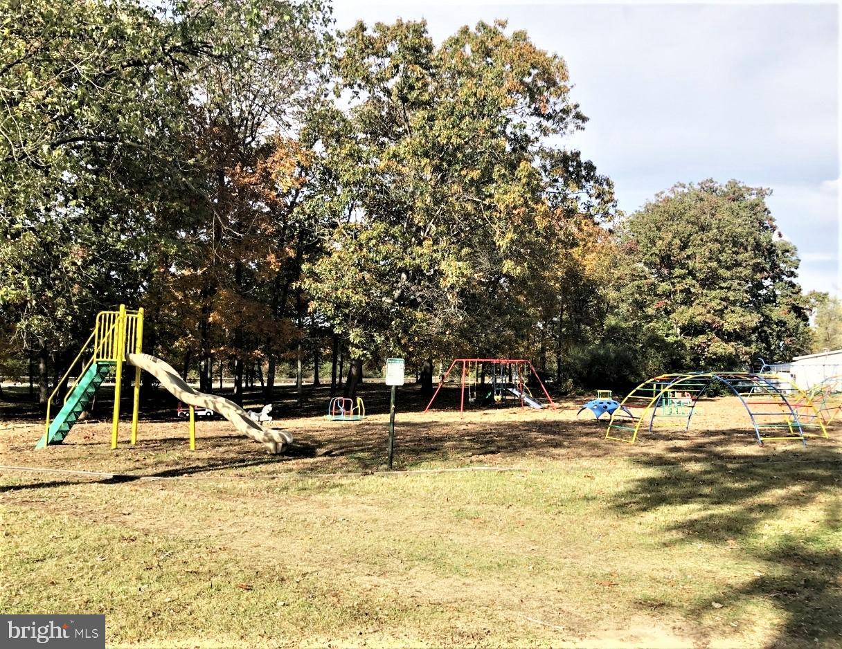 MARYLAND MANOR MOBILE HOME PARK - Residential