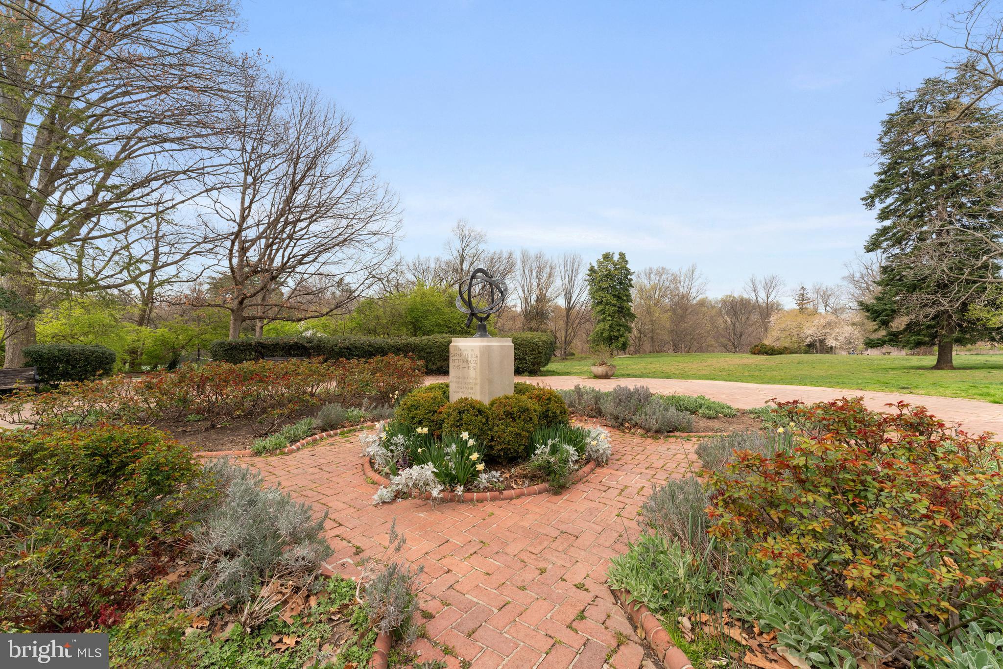 GEORGETOWN - Residential