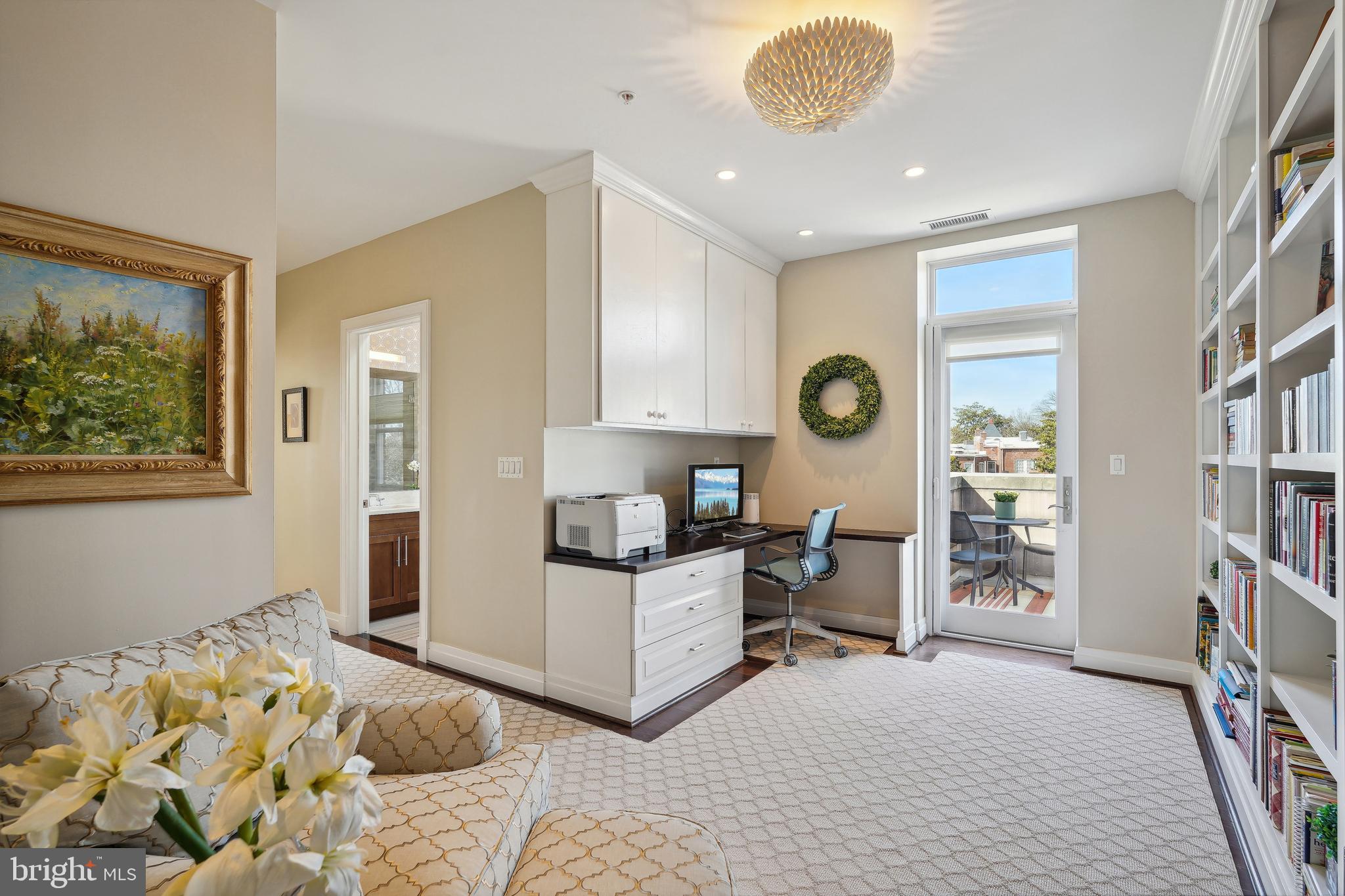 GEORGETOWN - Residential