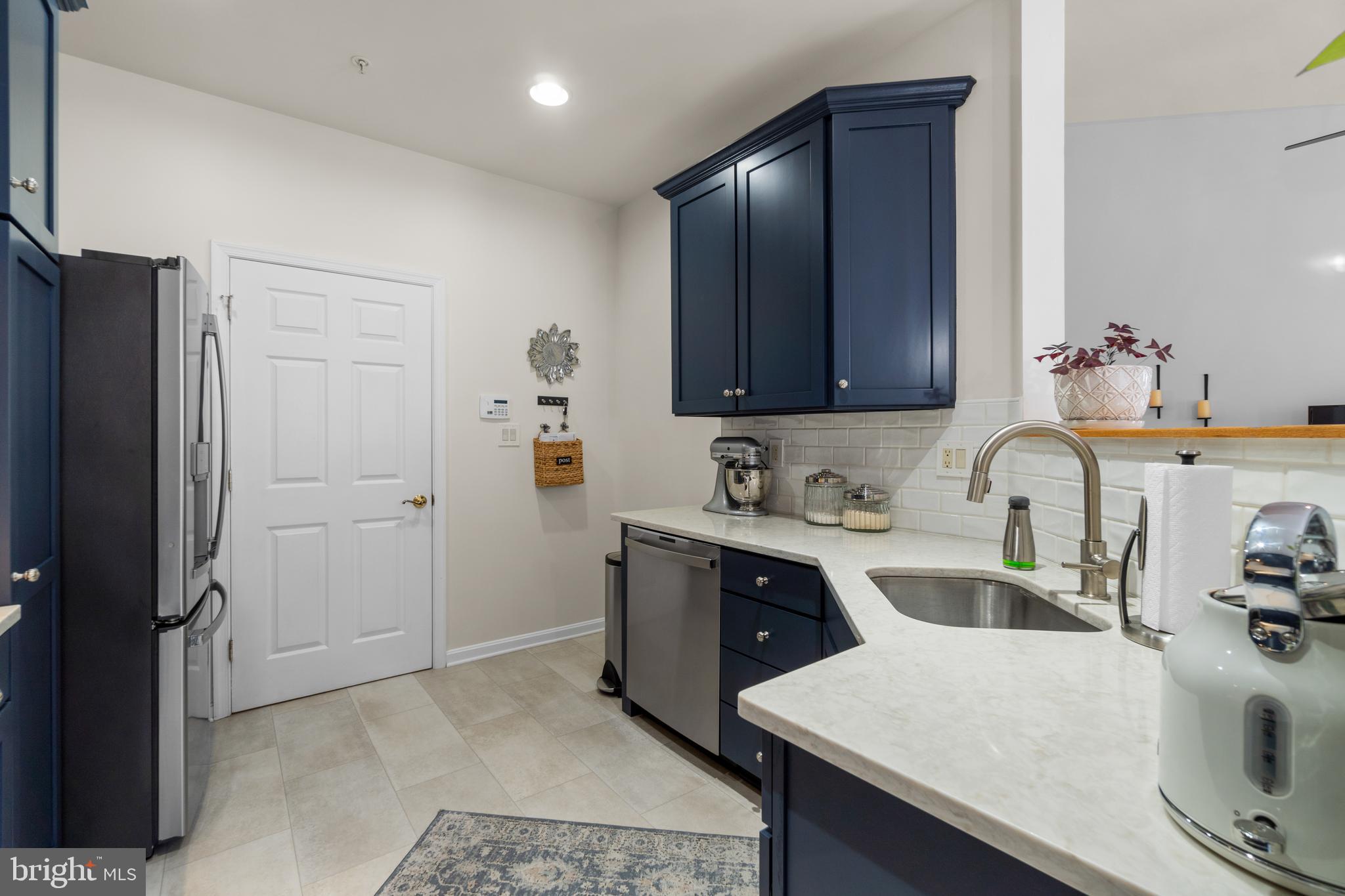 HICKORY CREST - Residential