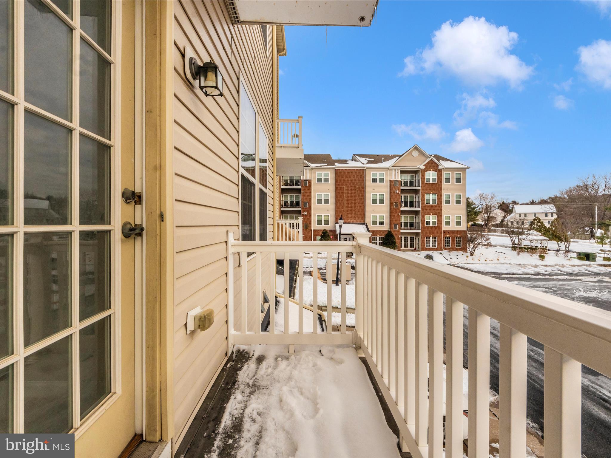 STONEY RUN - Residential Lease