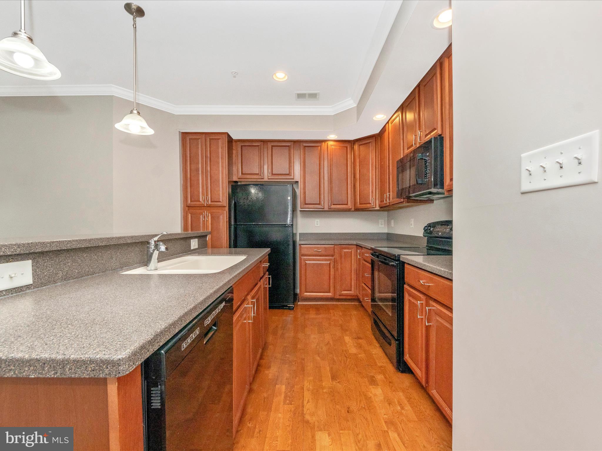 STONEY RUN - Residential Lease