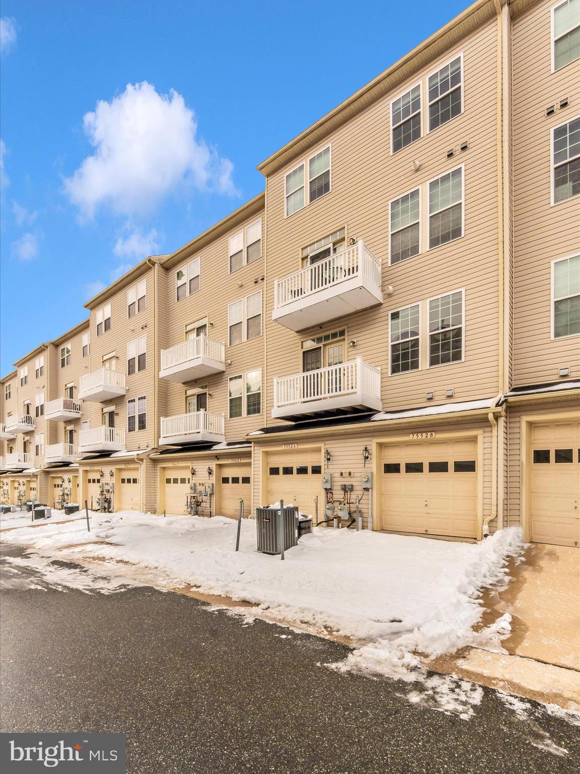 STONEY RUN - Residential Lease