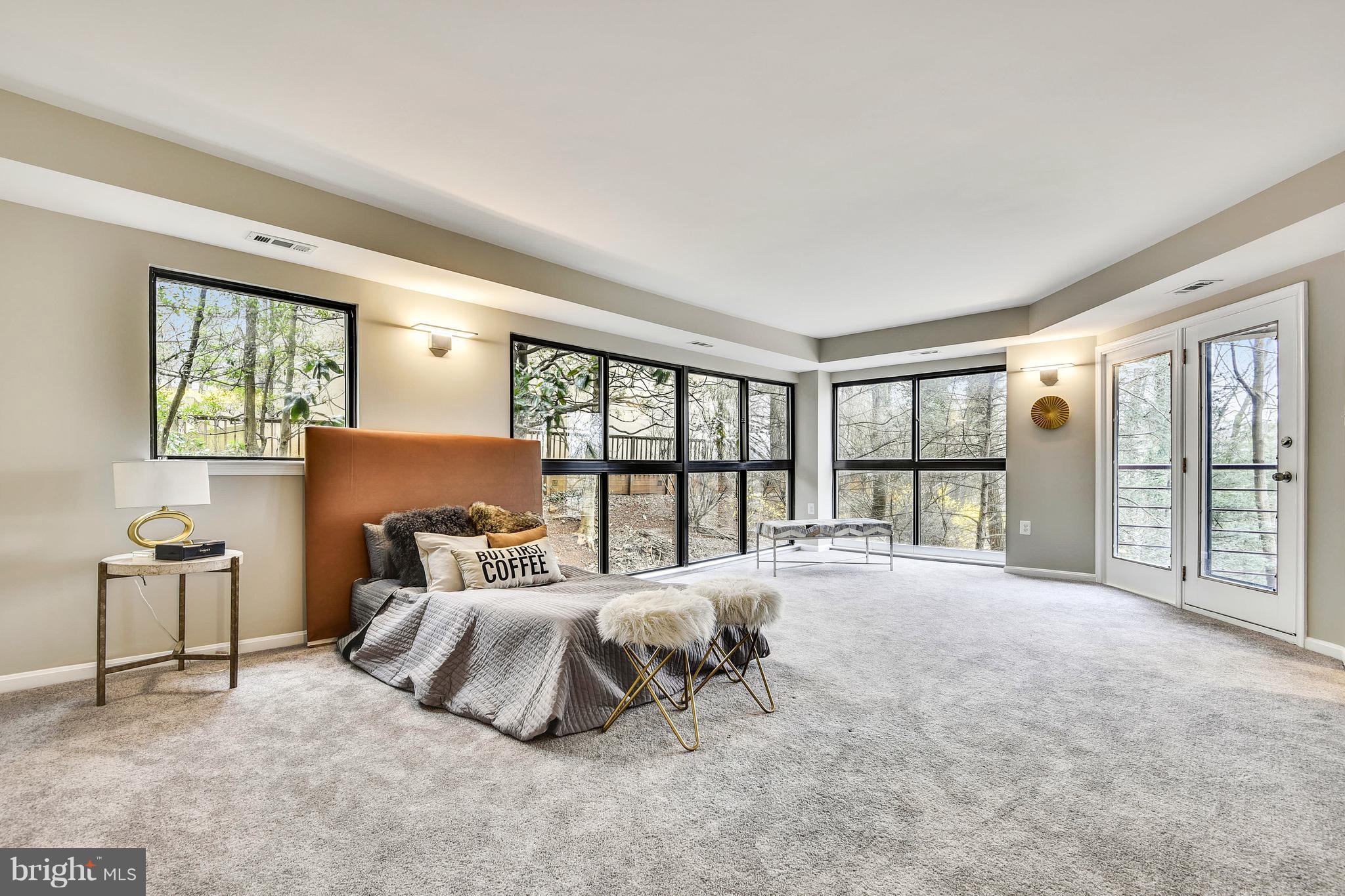 ROLAND PARK - Residential Lease