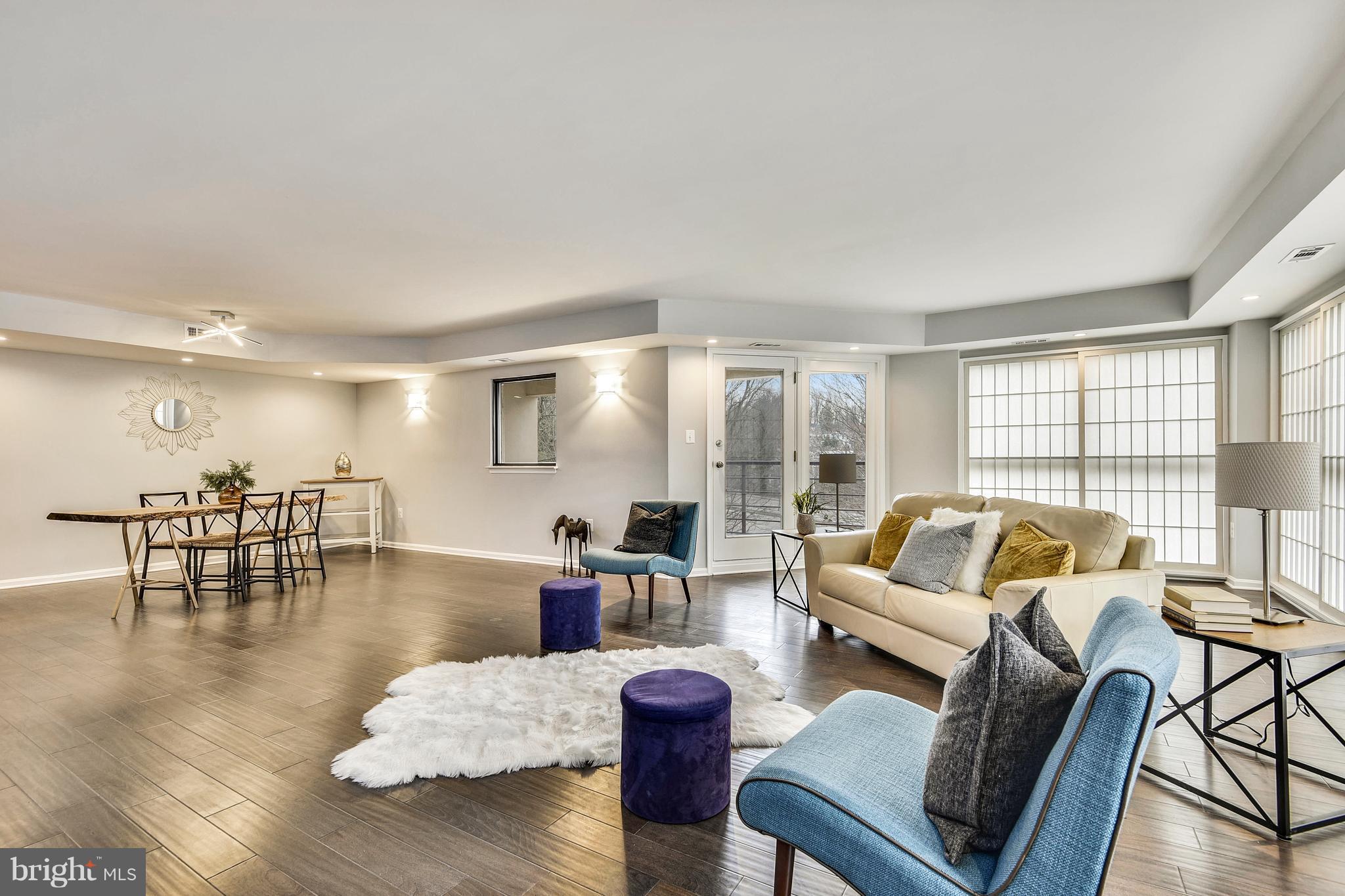 ROLAND PARK - Residential Lease