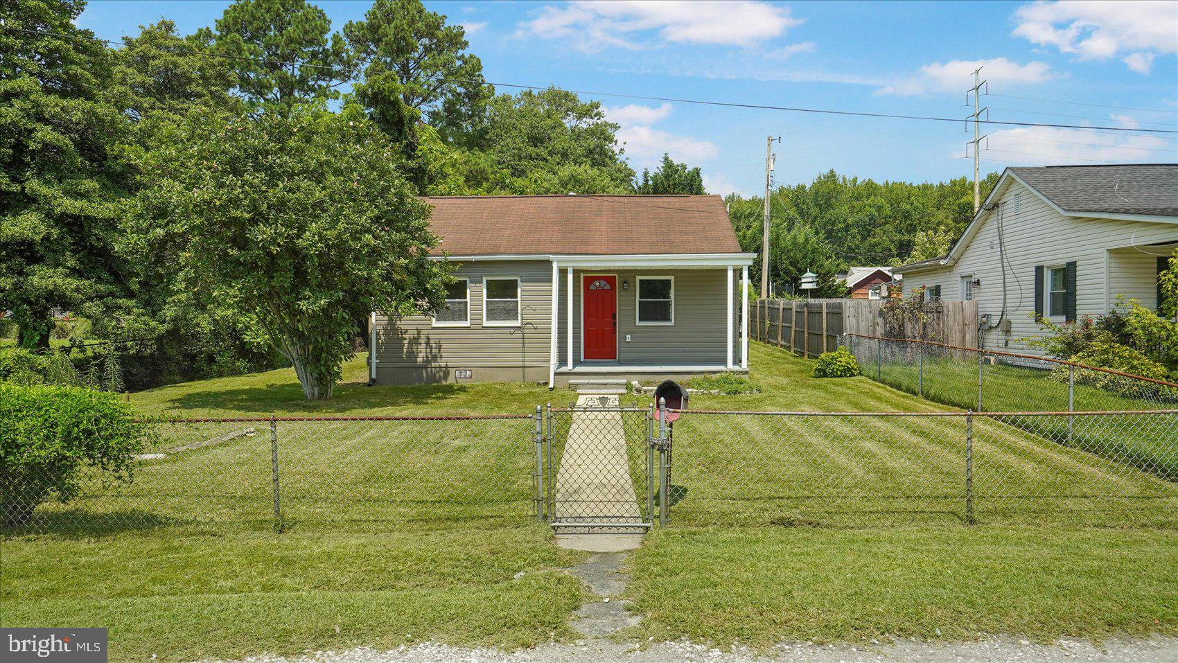 40 TRANSVERSE AVENUE